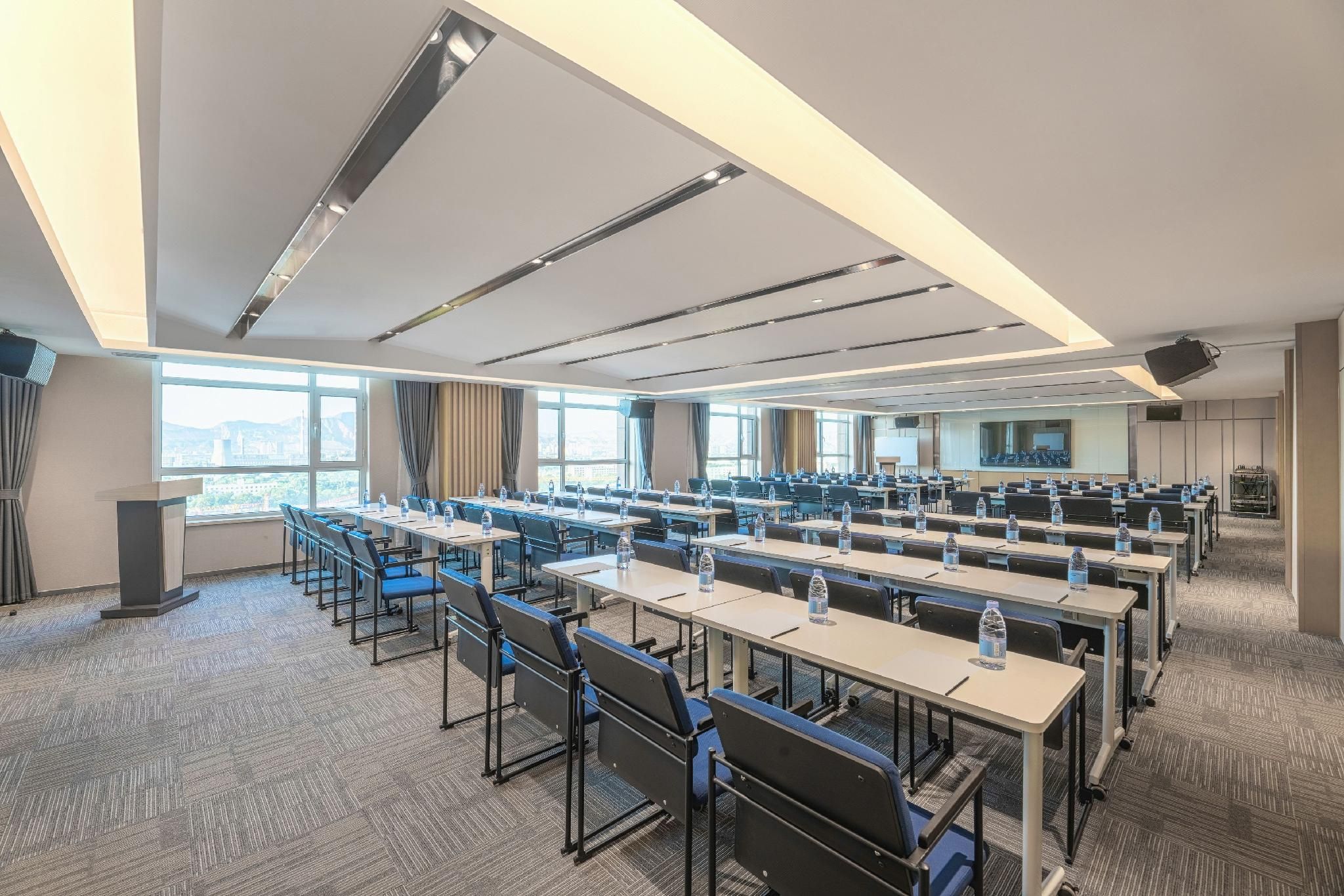 meeting room / ballrooms