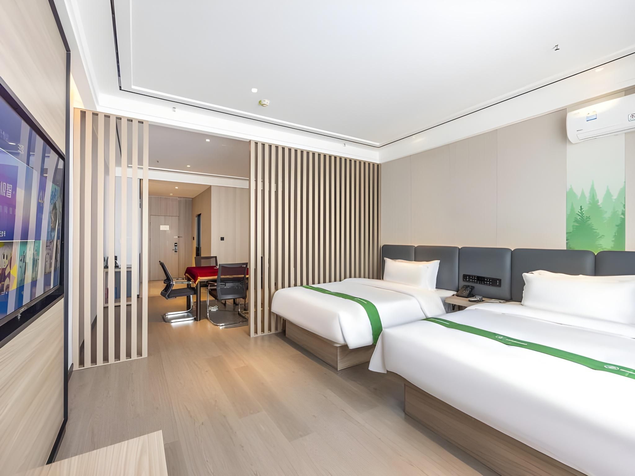 GTI - Intelligent Superior Room, Chess