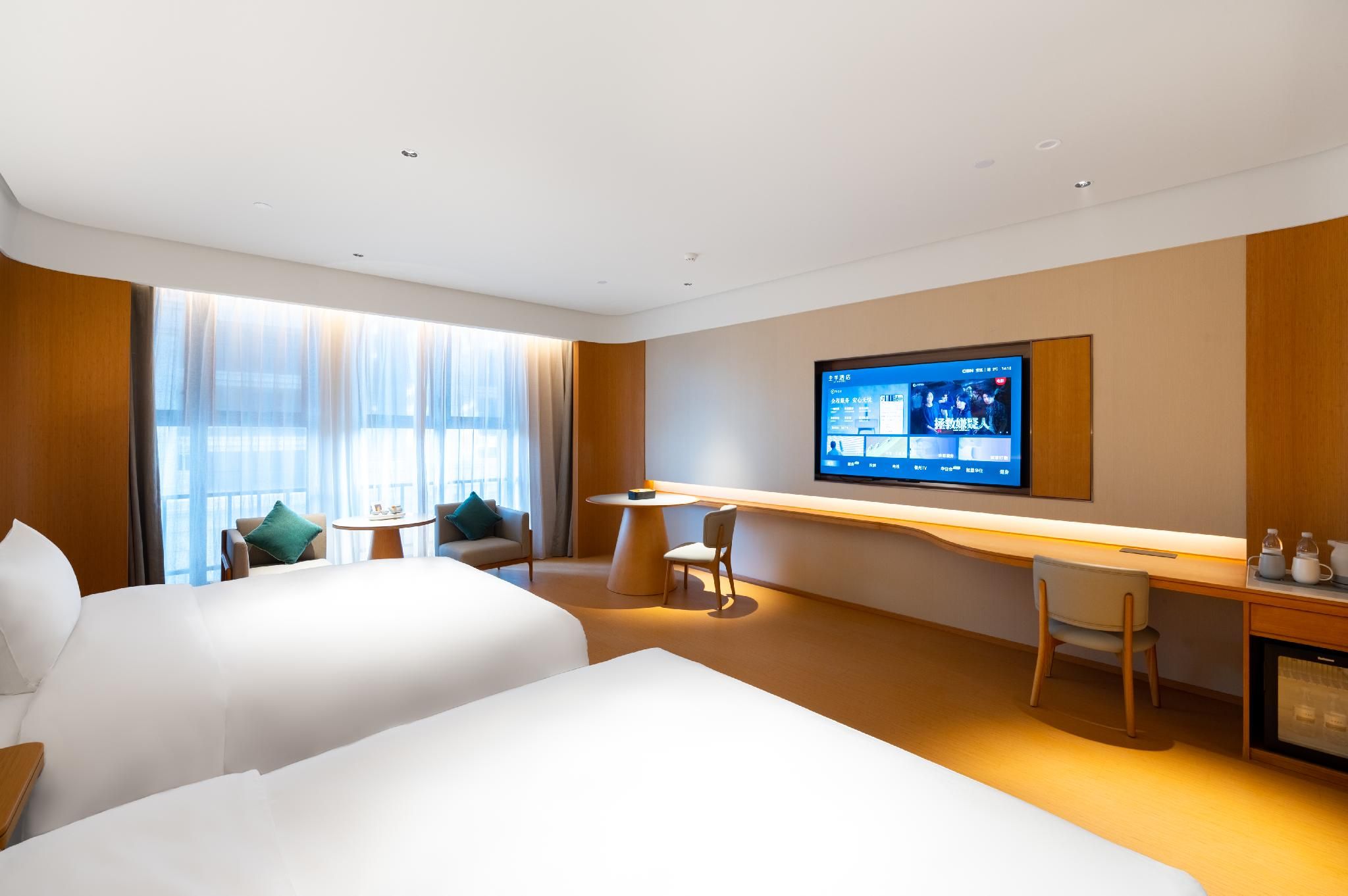 Huazhu - Family Room
