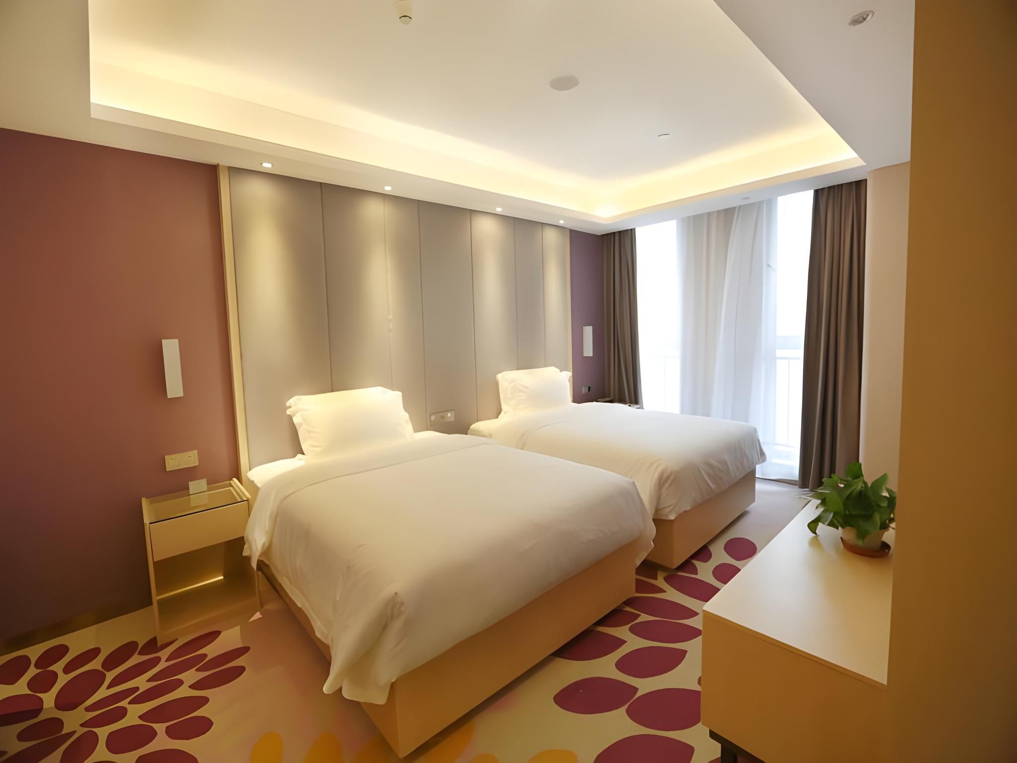 Twin Deluxe Room
