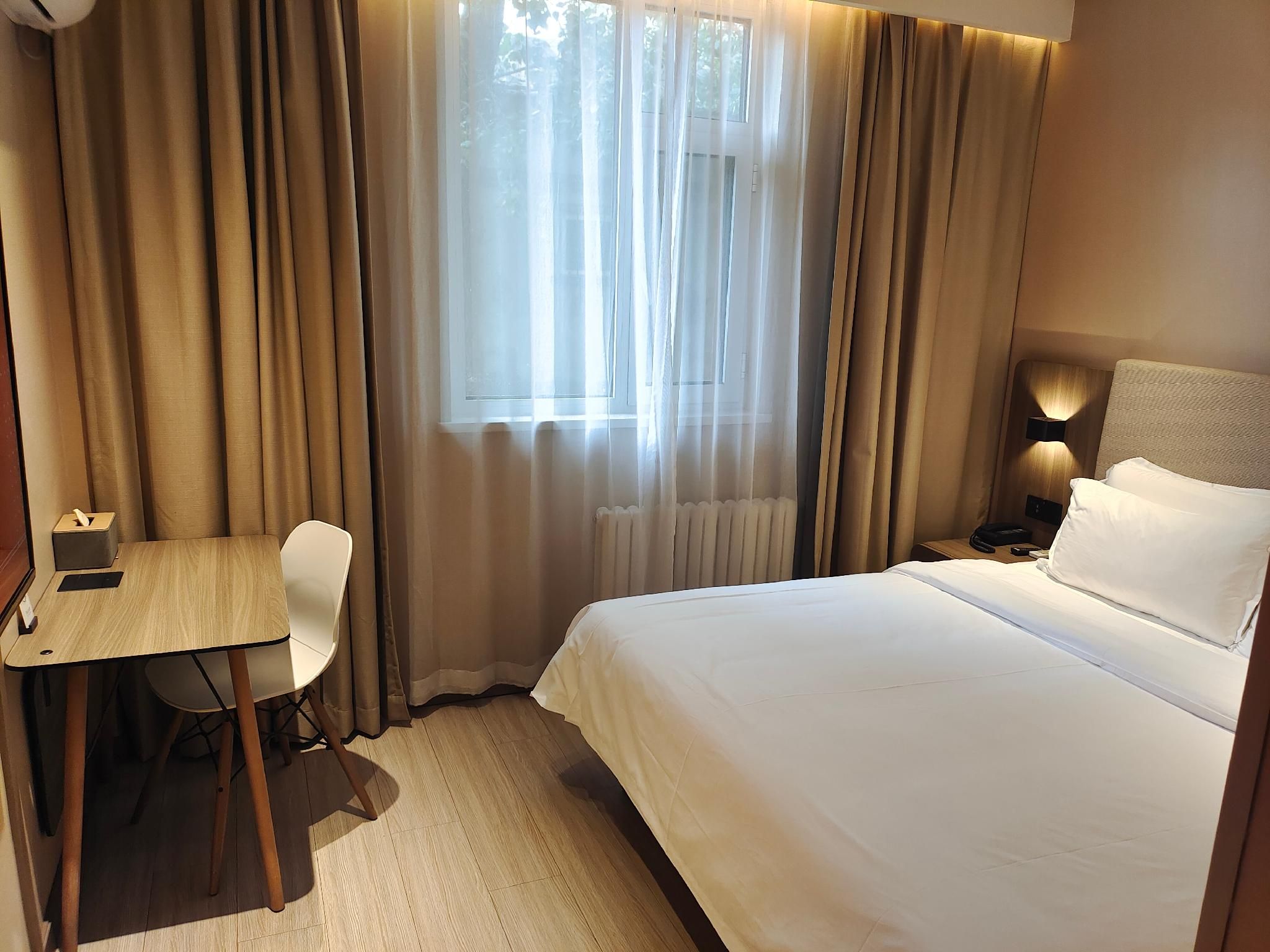Huazhu - Superior Bed Room A