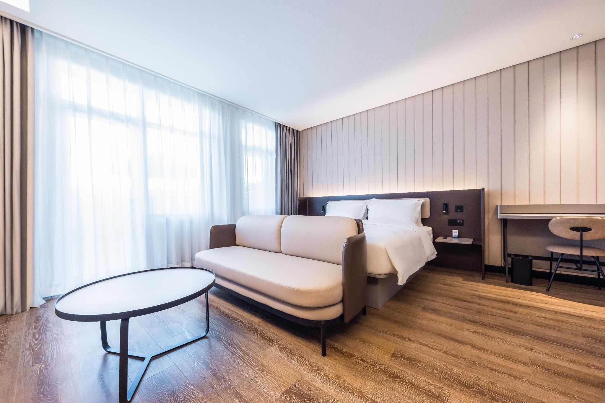 Huazhu - Superior BedRoom