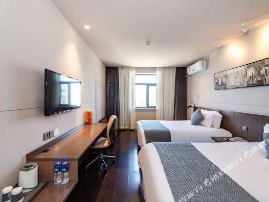 Business Standard Room B