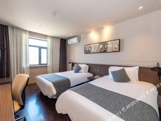 Business Standard Room B