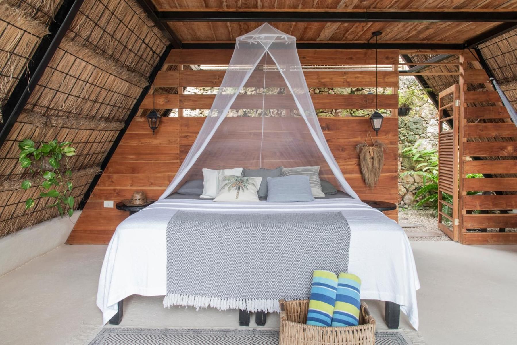 King Room with Lake View