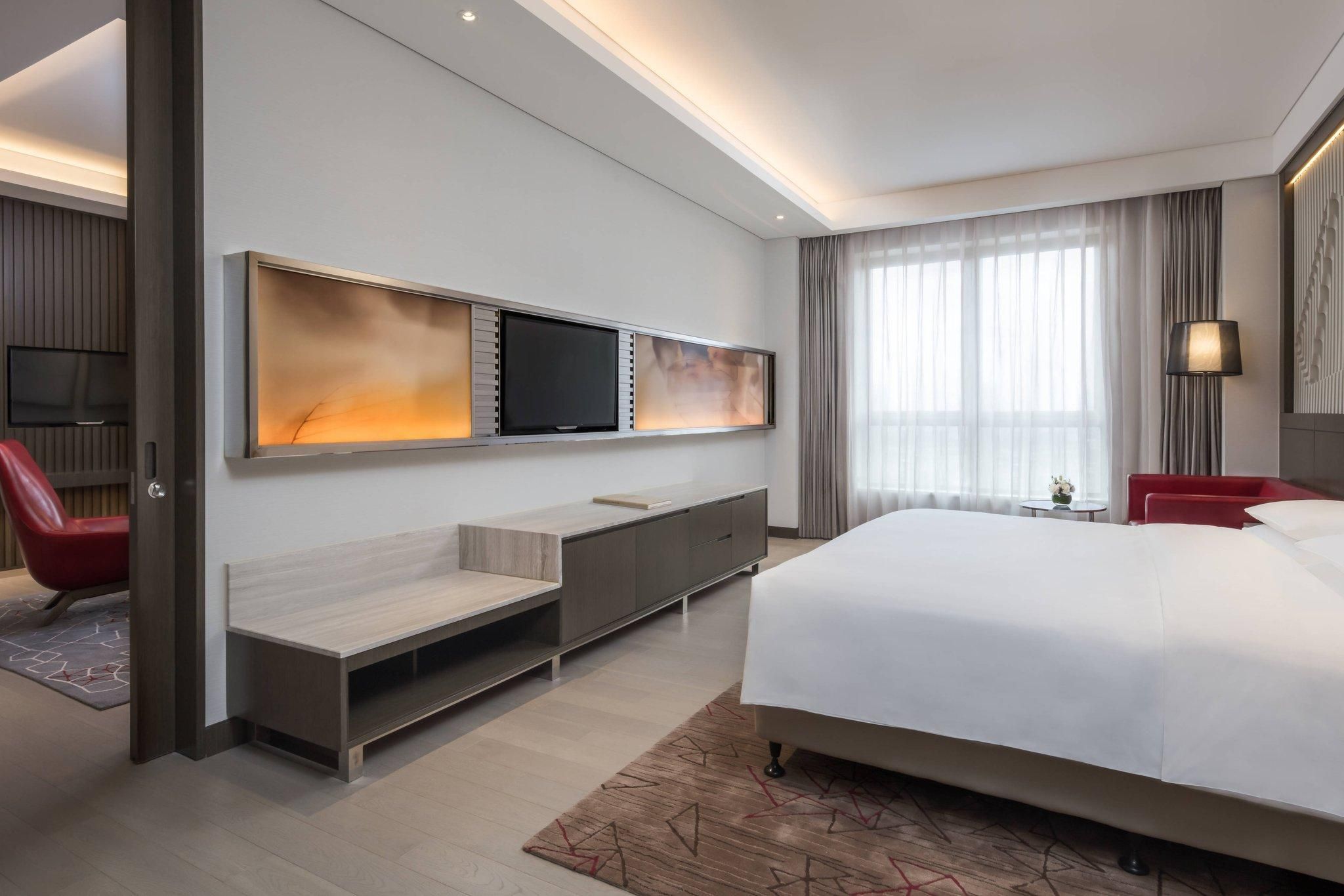 Executive Suite King