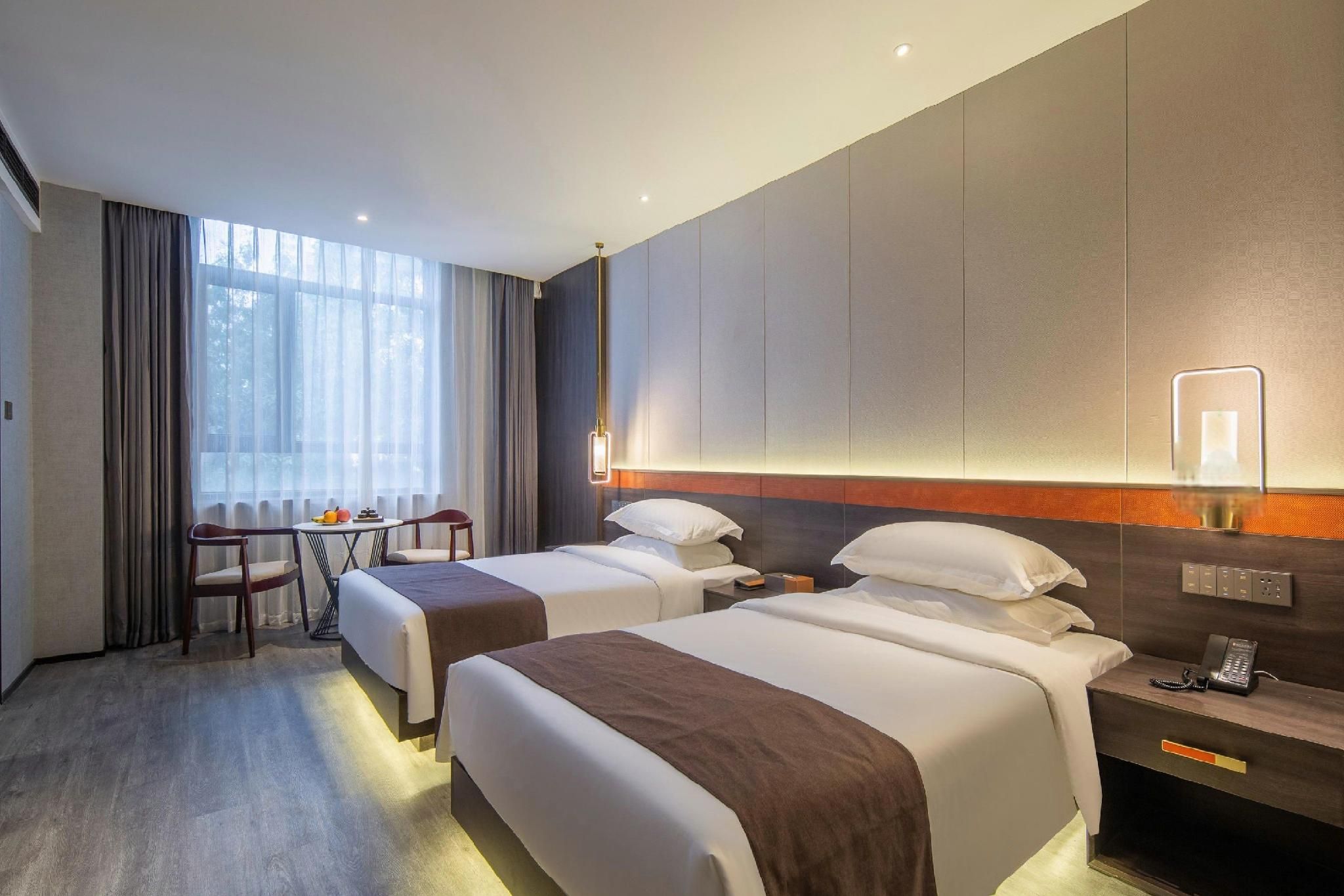 Standard Twin Bed Room