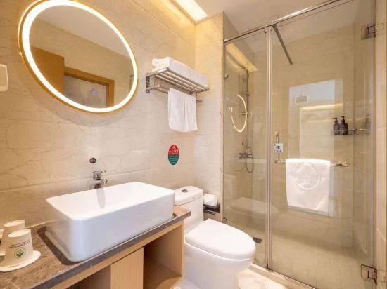 Business Queen Room