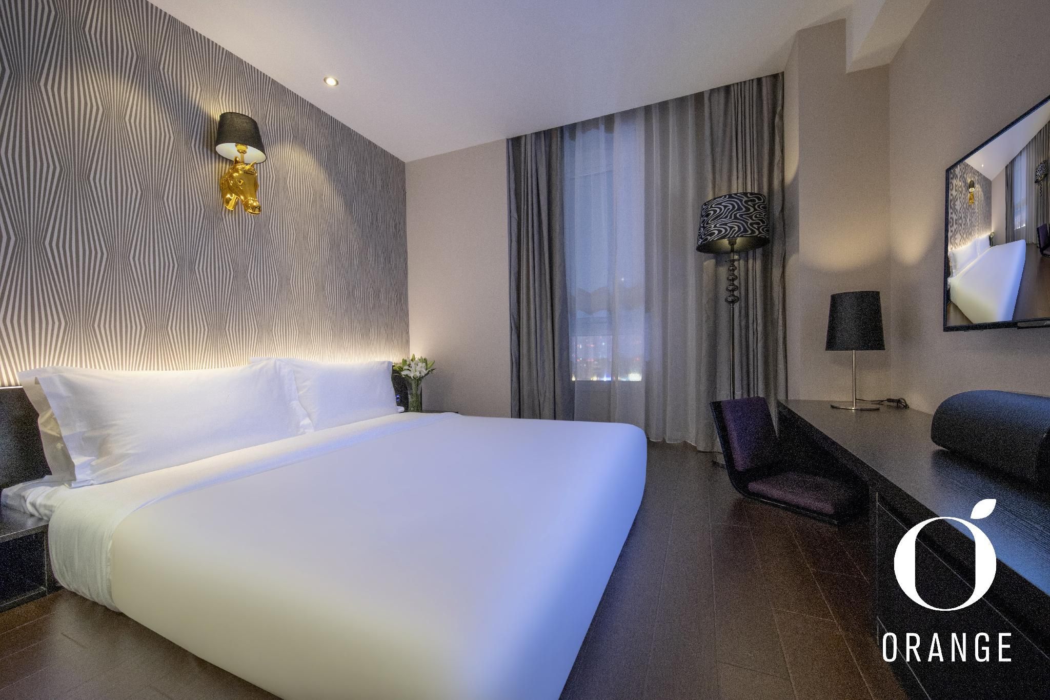 Tatami Queen Room