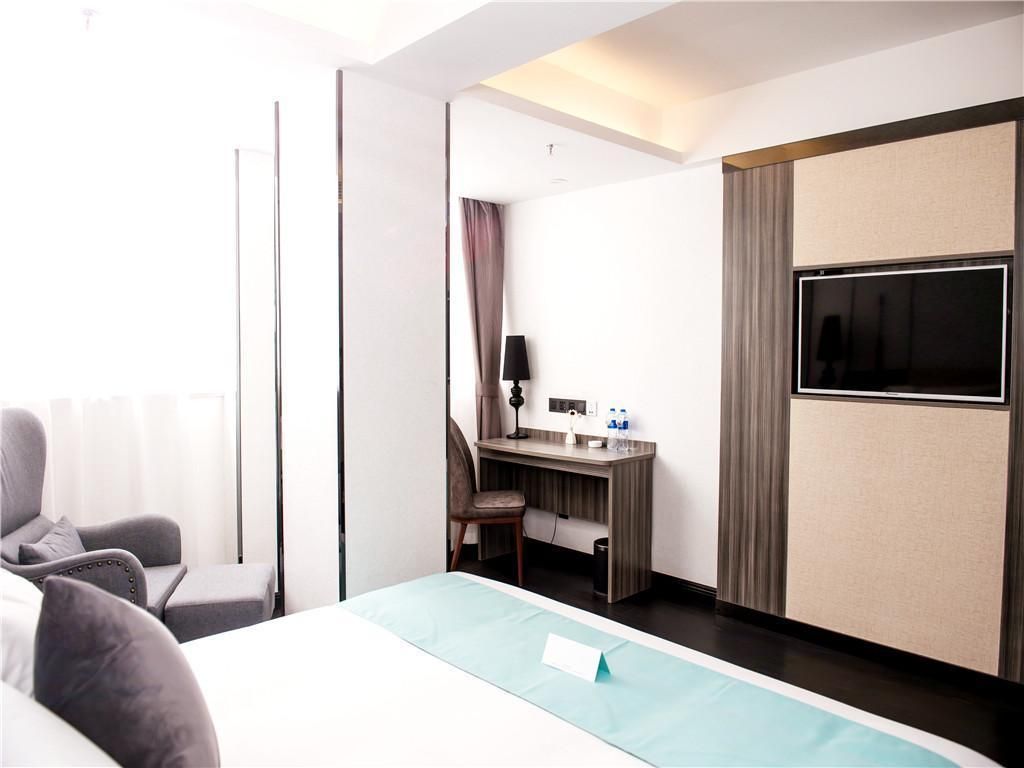 Xana - Deluxe Bed Room