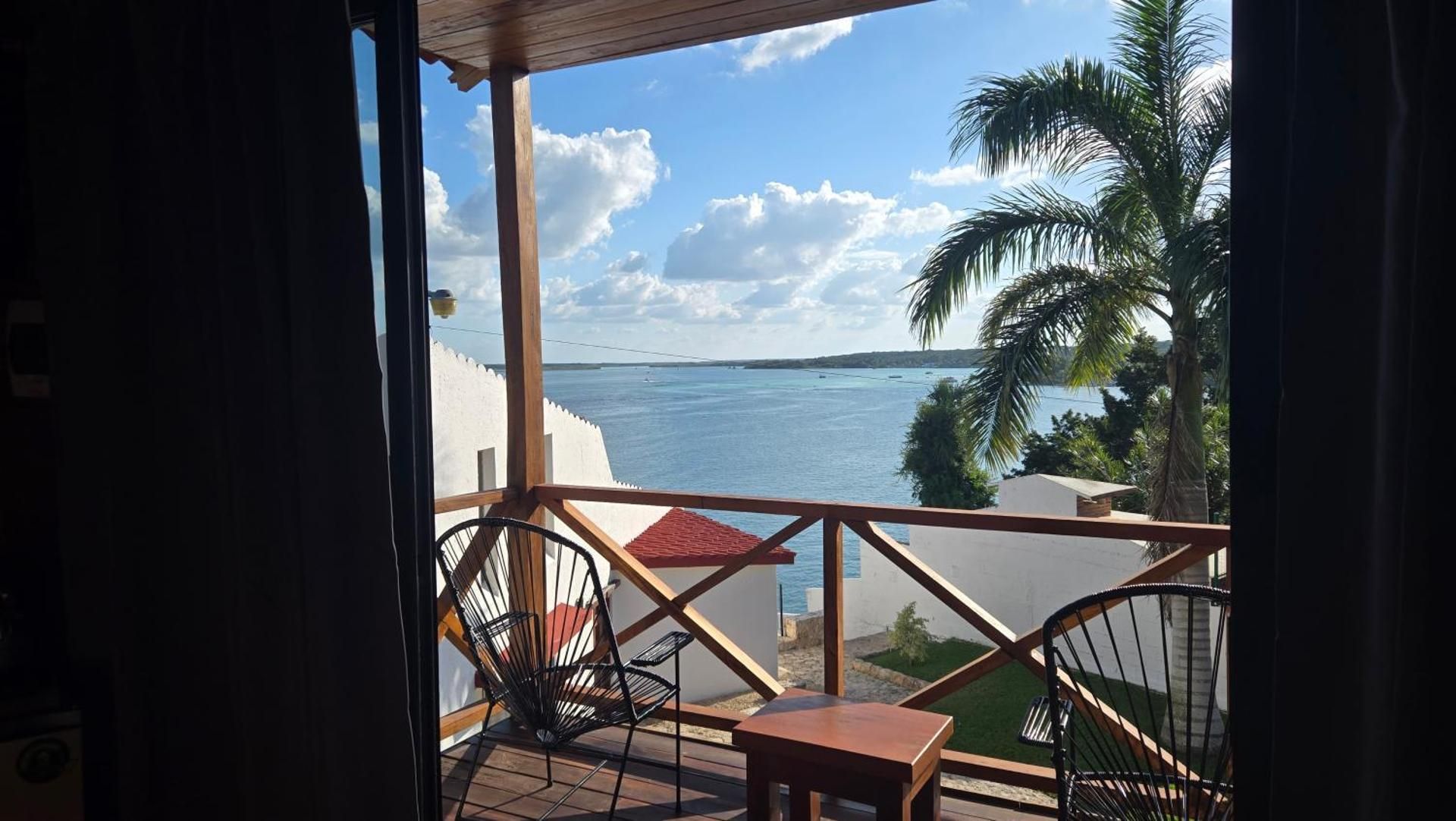 Deluxe Bungalow with Sea View
