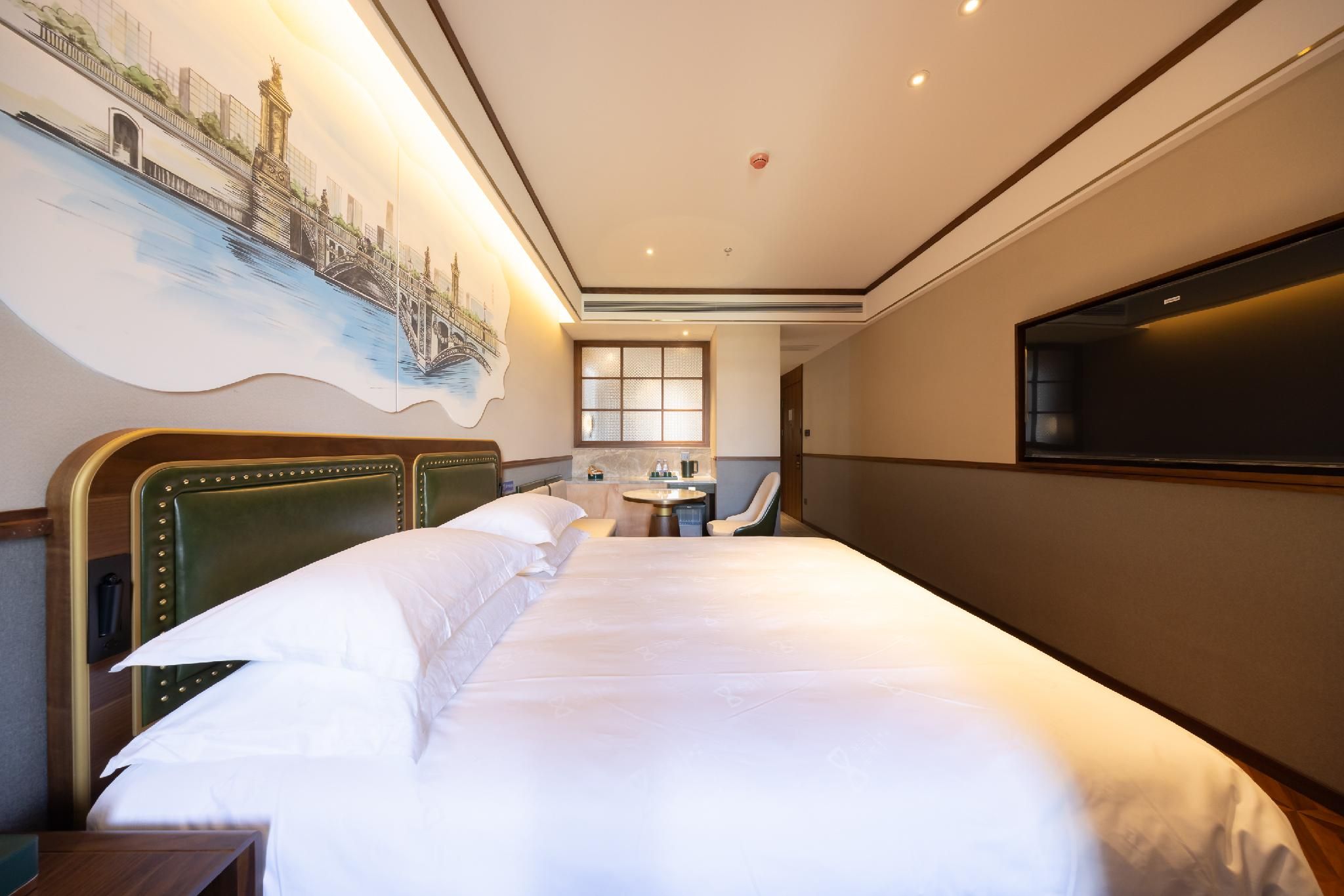 Comfort King Room
