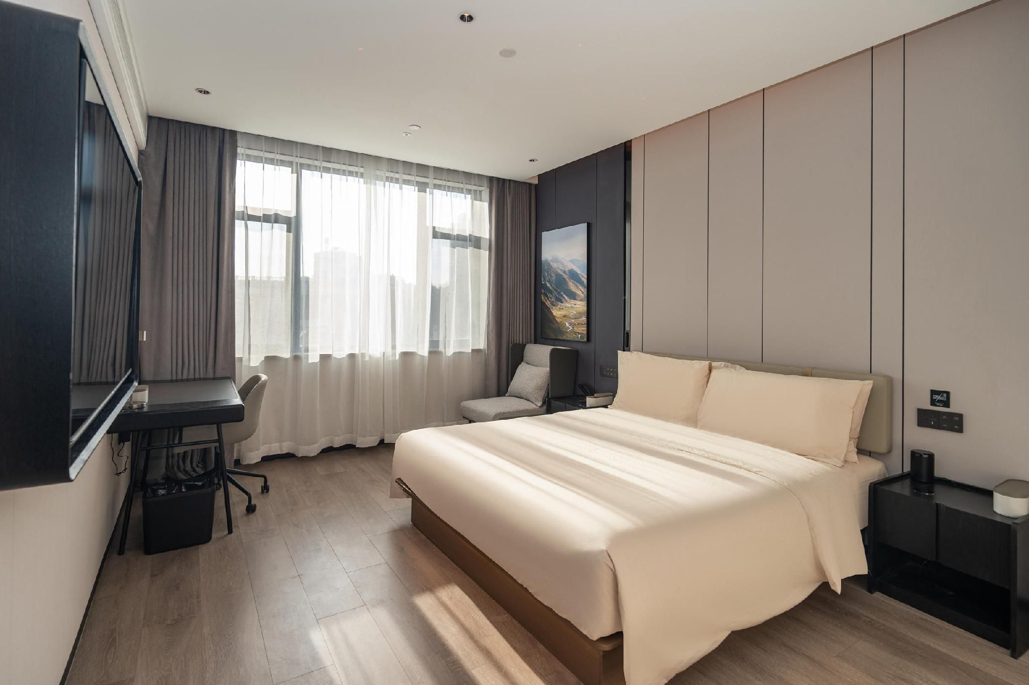 Executive room, Guest room, 1 Queen