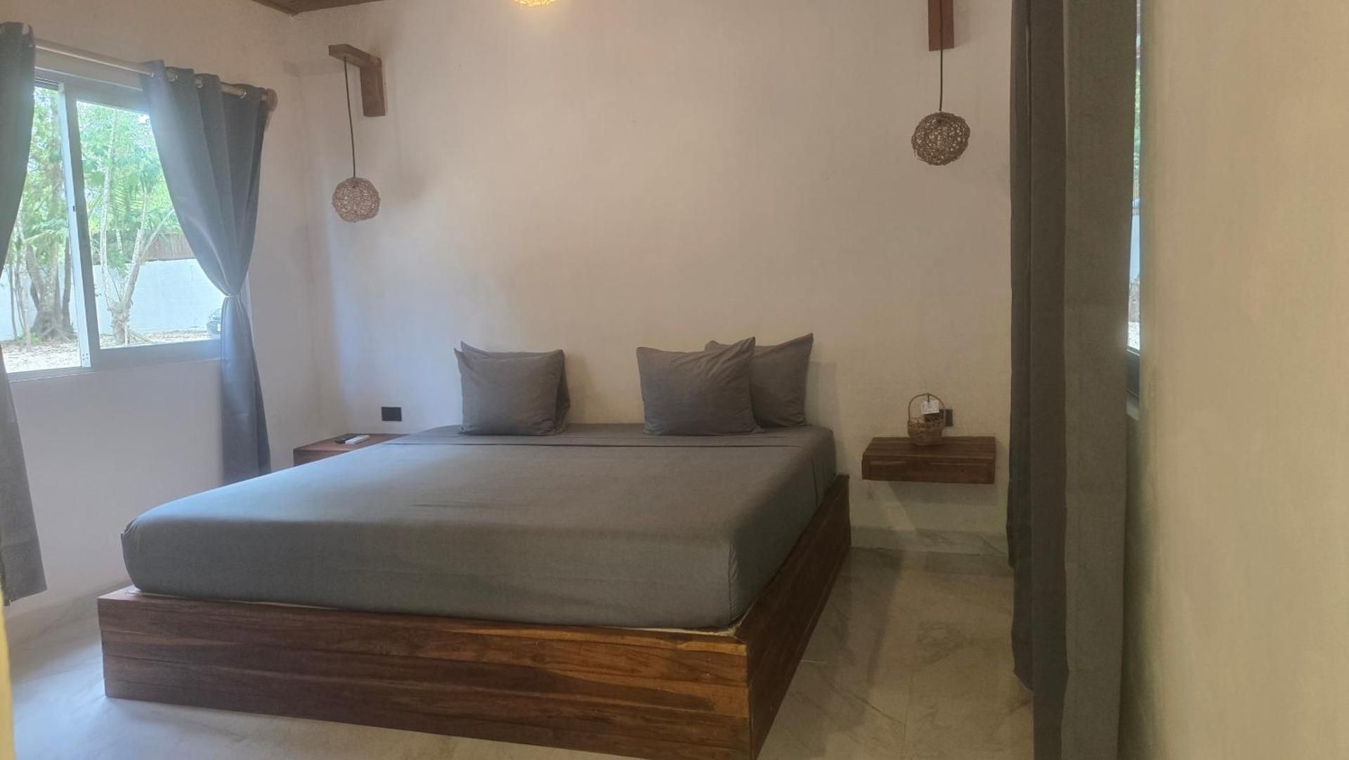 Deluxe Bungalow