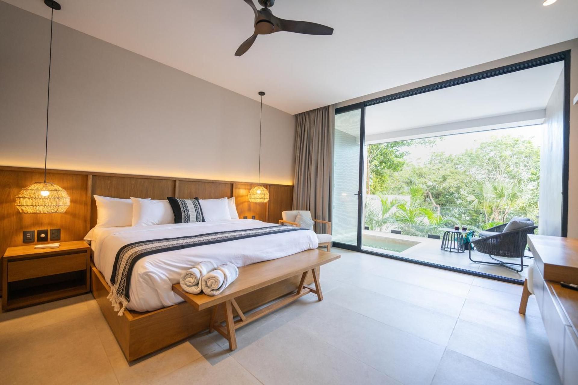 Suite with Private Pool