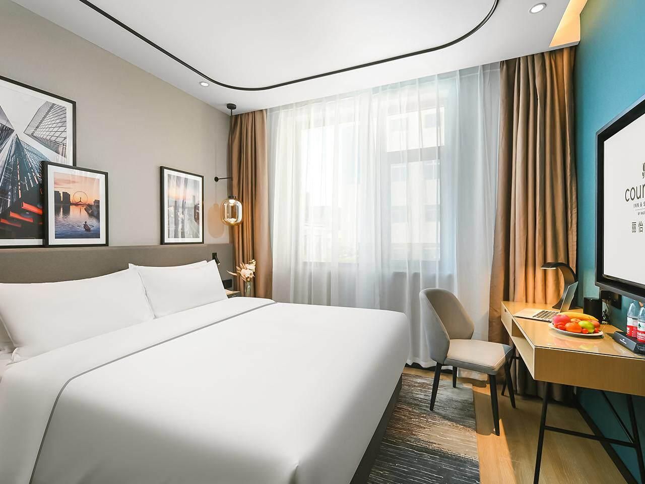 Standard King Room