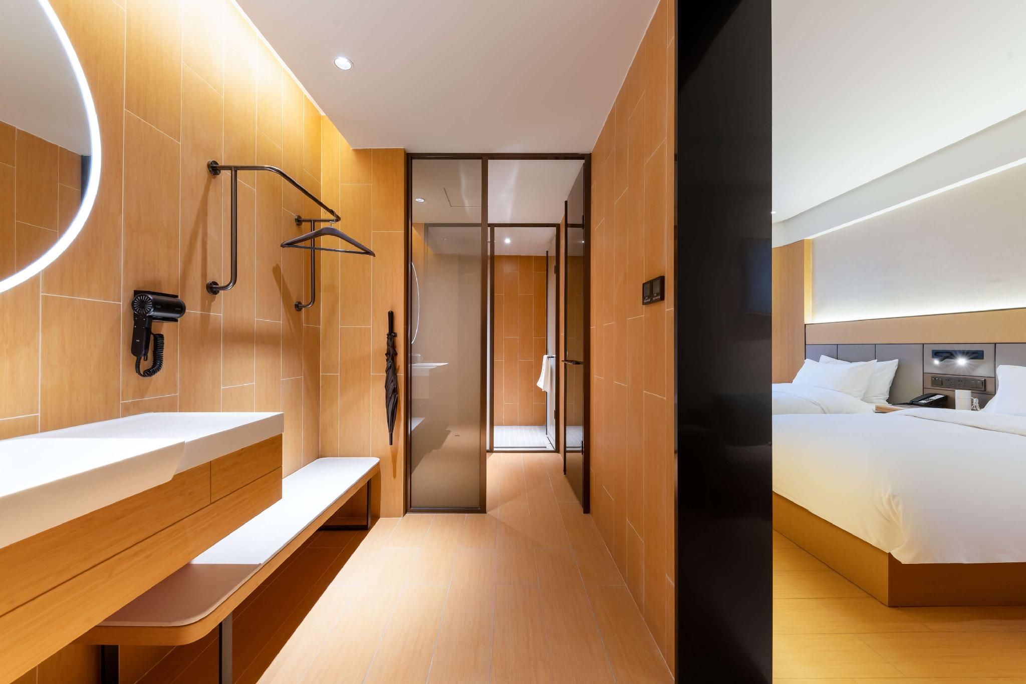 Huazhu - Business Twin Room