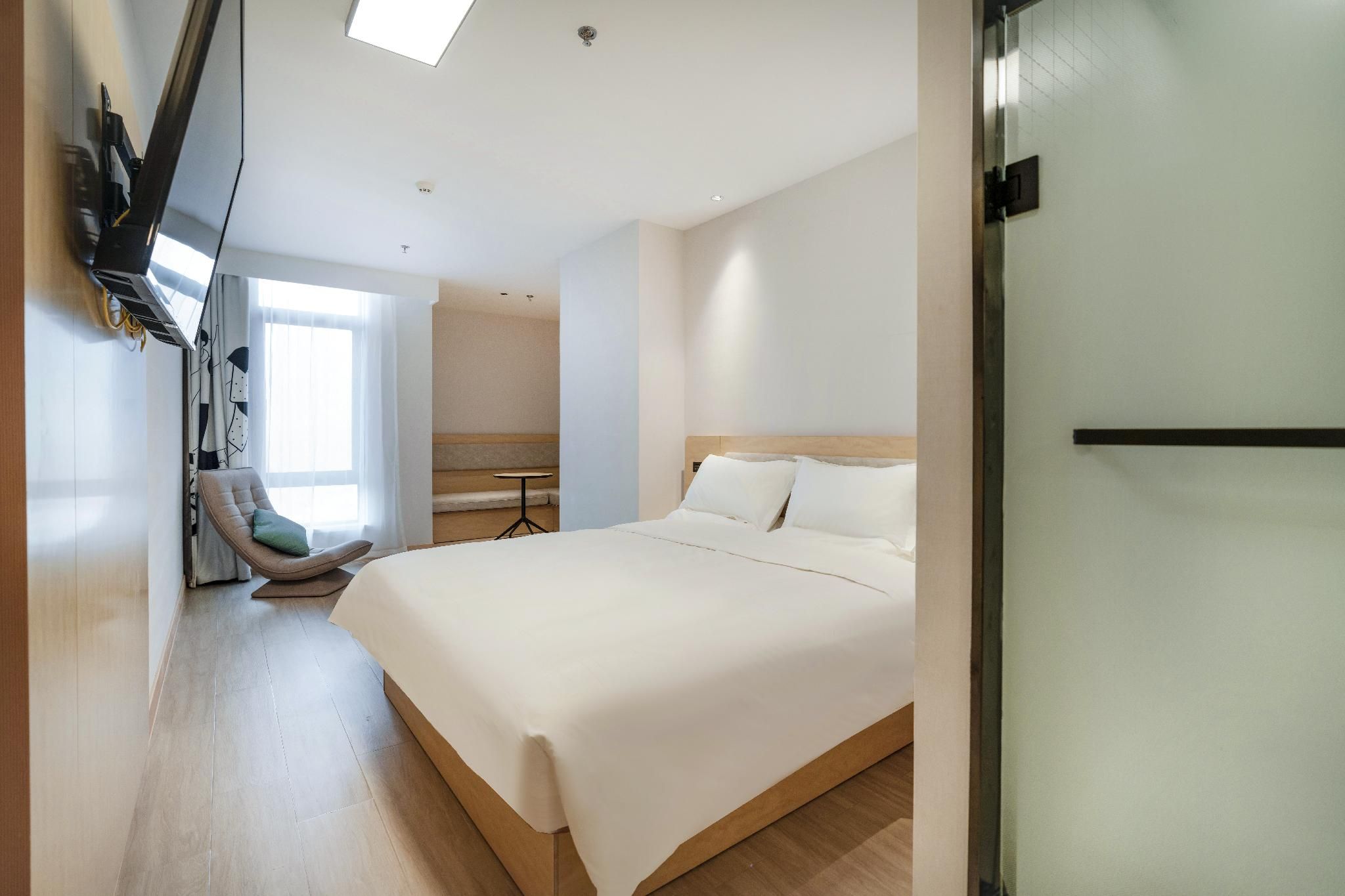 Huazhu - Business Bed Room