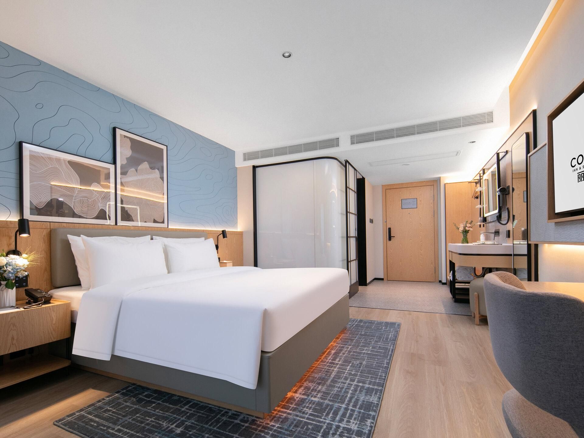 Deluxe King Room