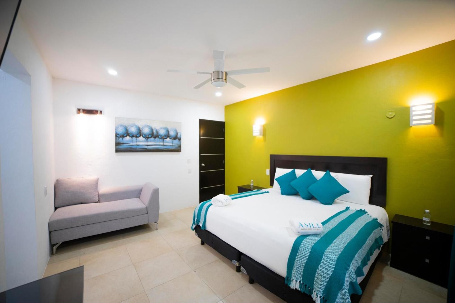 DELUXE APARTMENT