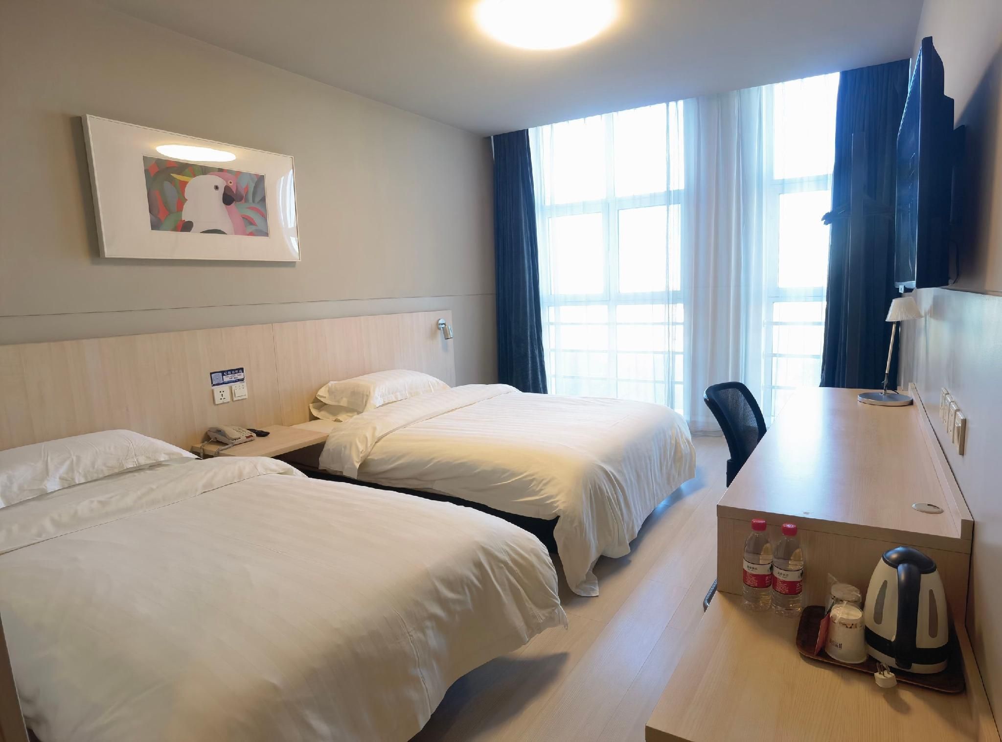 WH - Standard Daxiao Twin Room