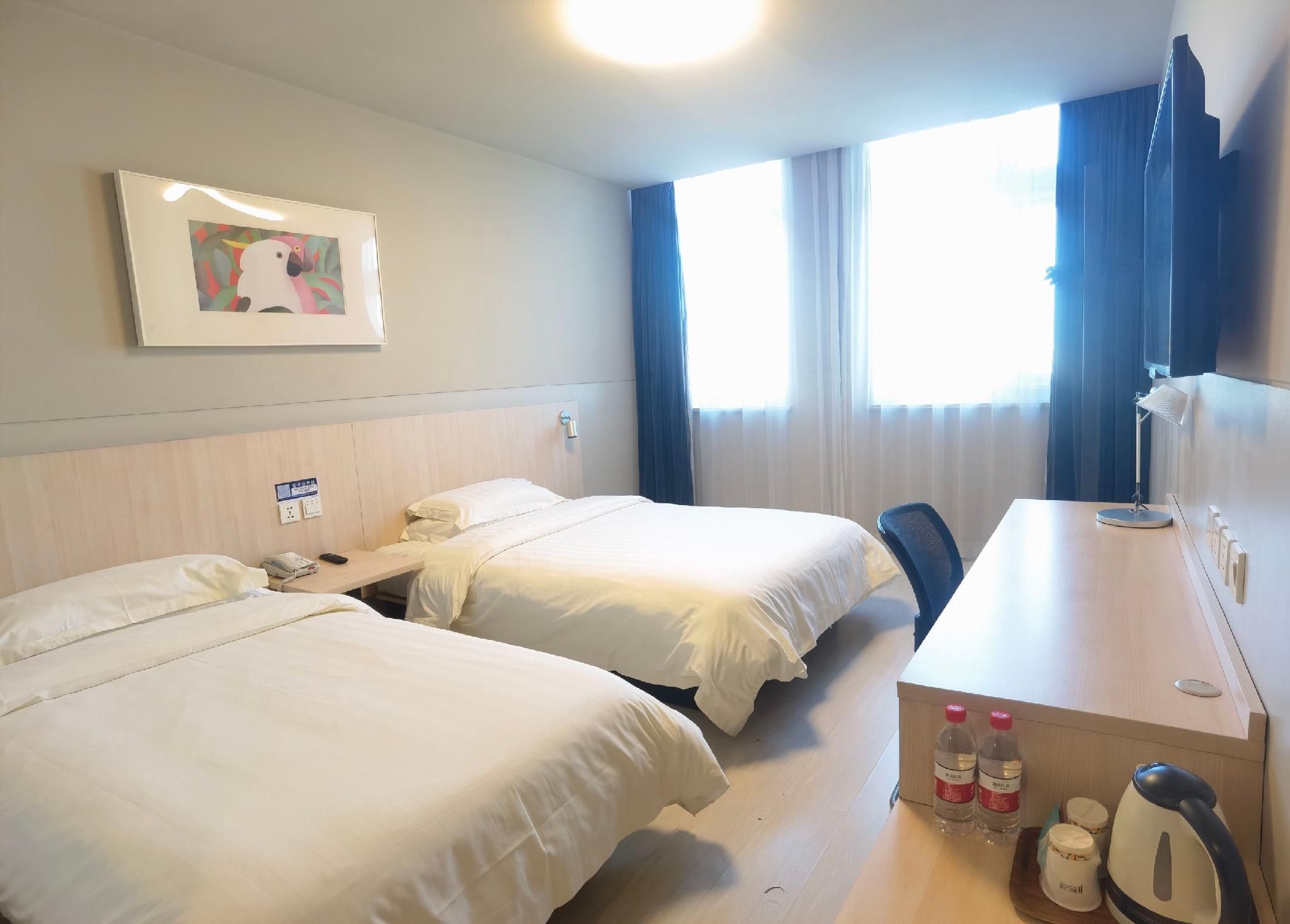 WH - Standard Daxiao Twin Room