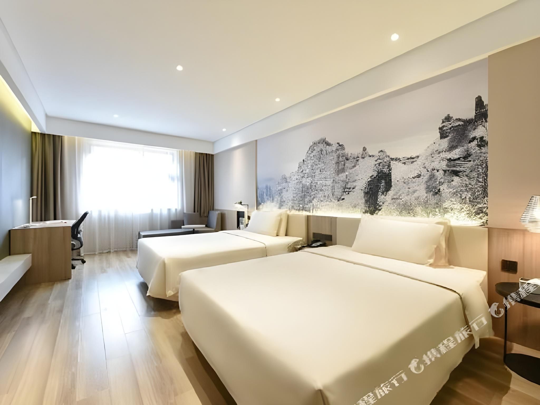 2 Bed Twin Superior Room