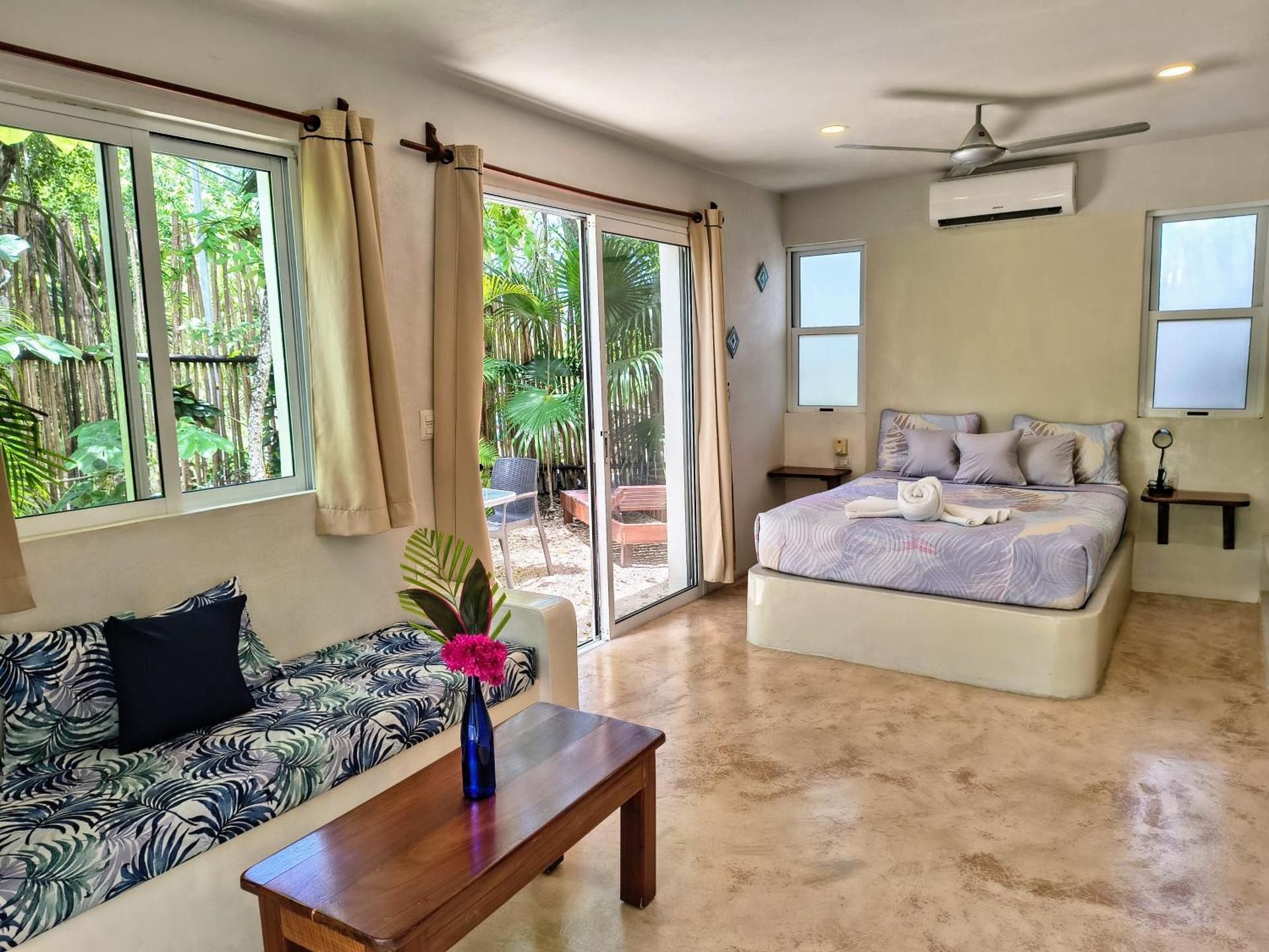 Junior Suite with Garden View