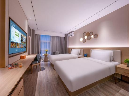 Business Twin Room