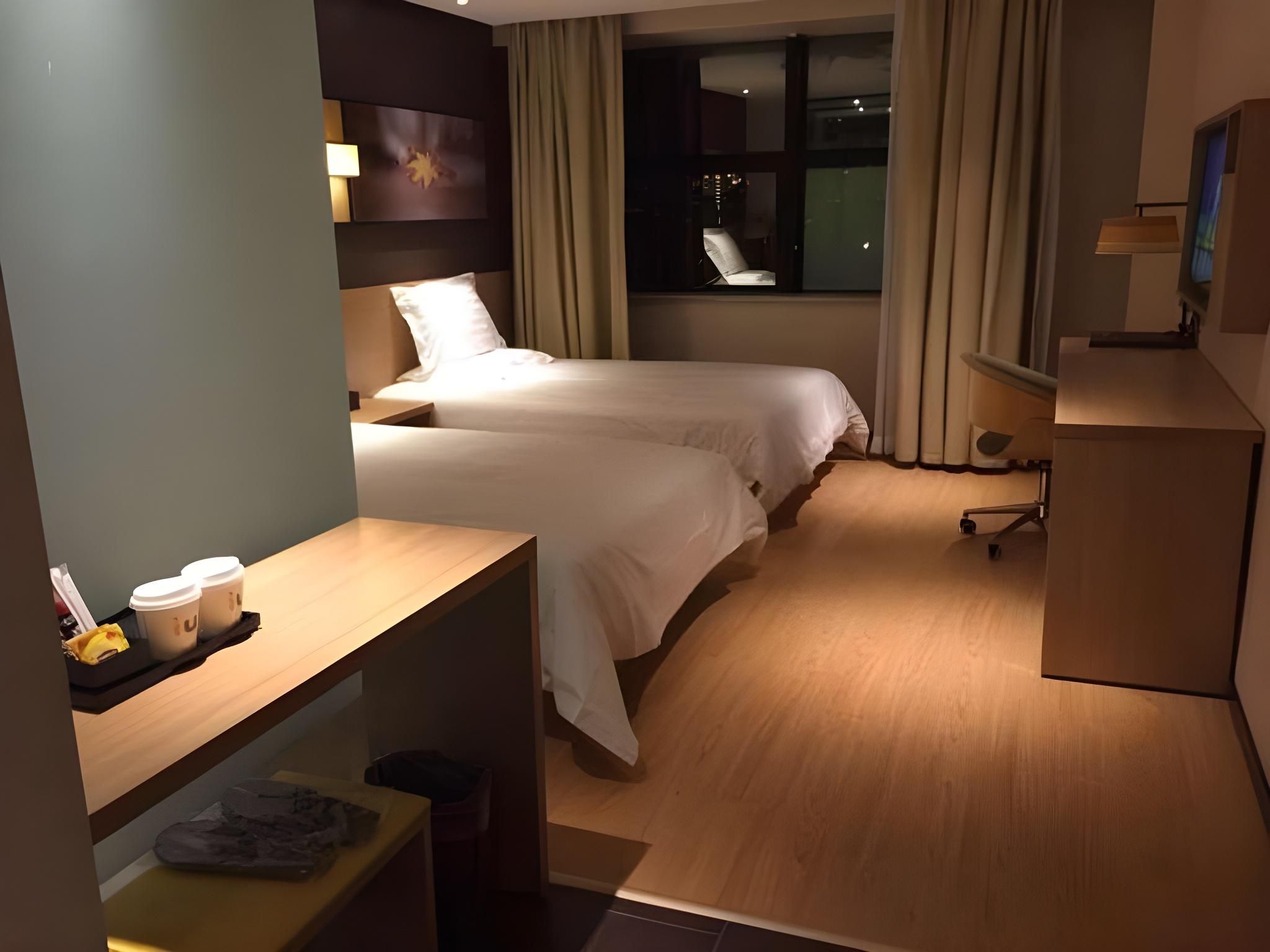 IU Compact U - Comfort Twin Room