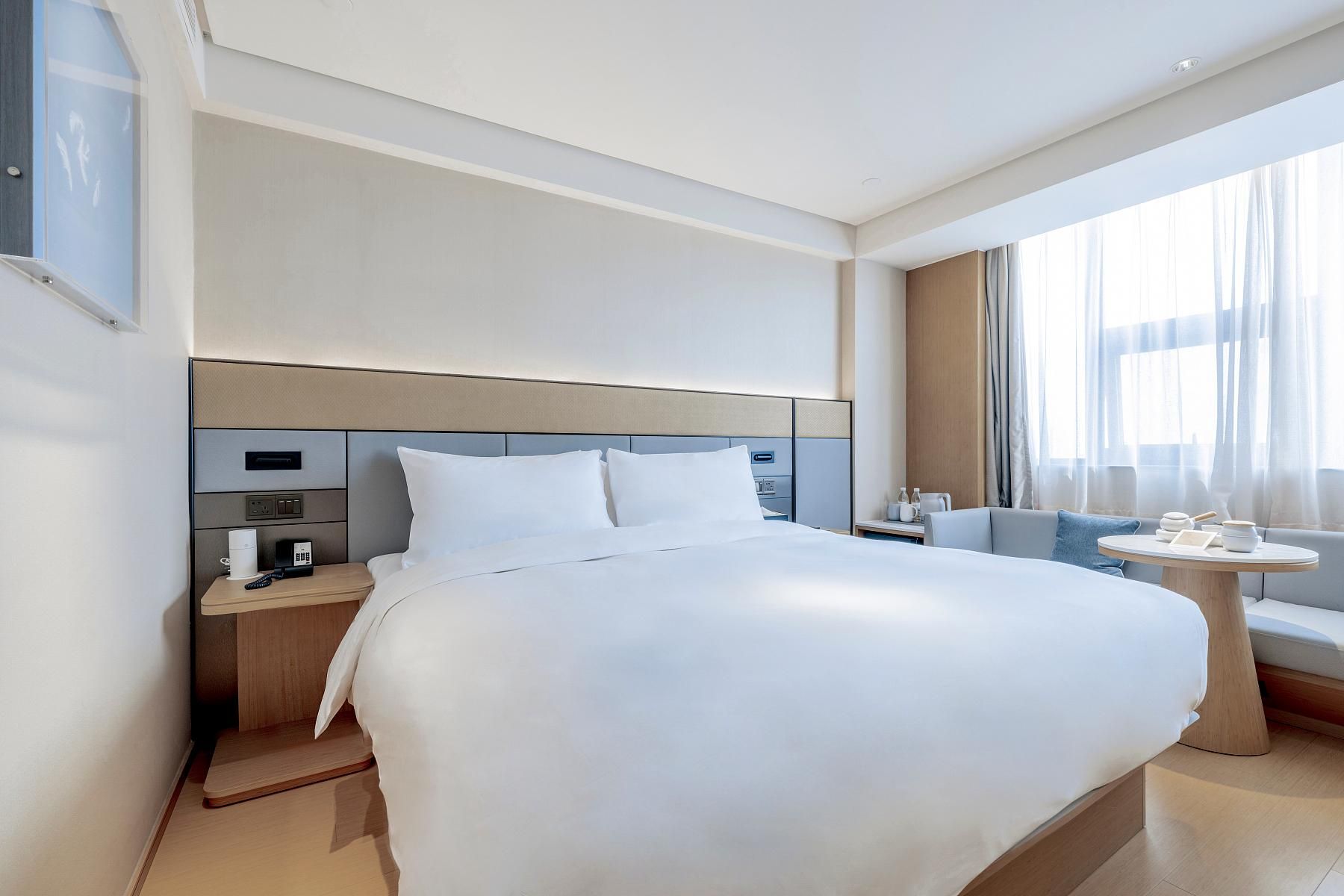 Huazhu - Superior BedRoom