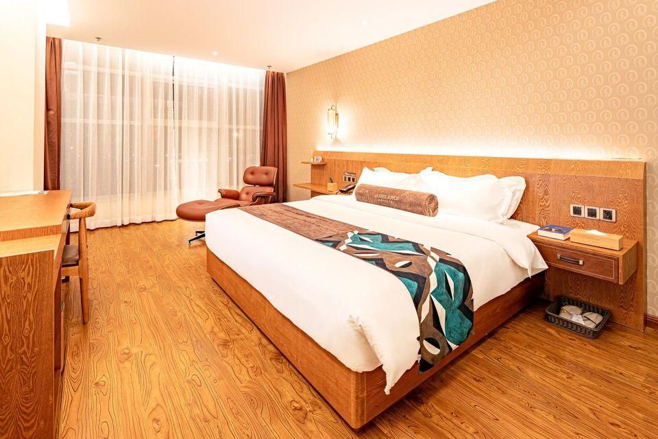James Joyce - Feifan Bed Room