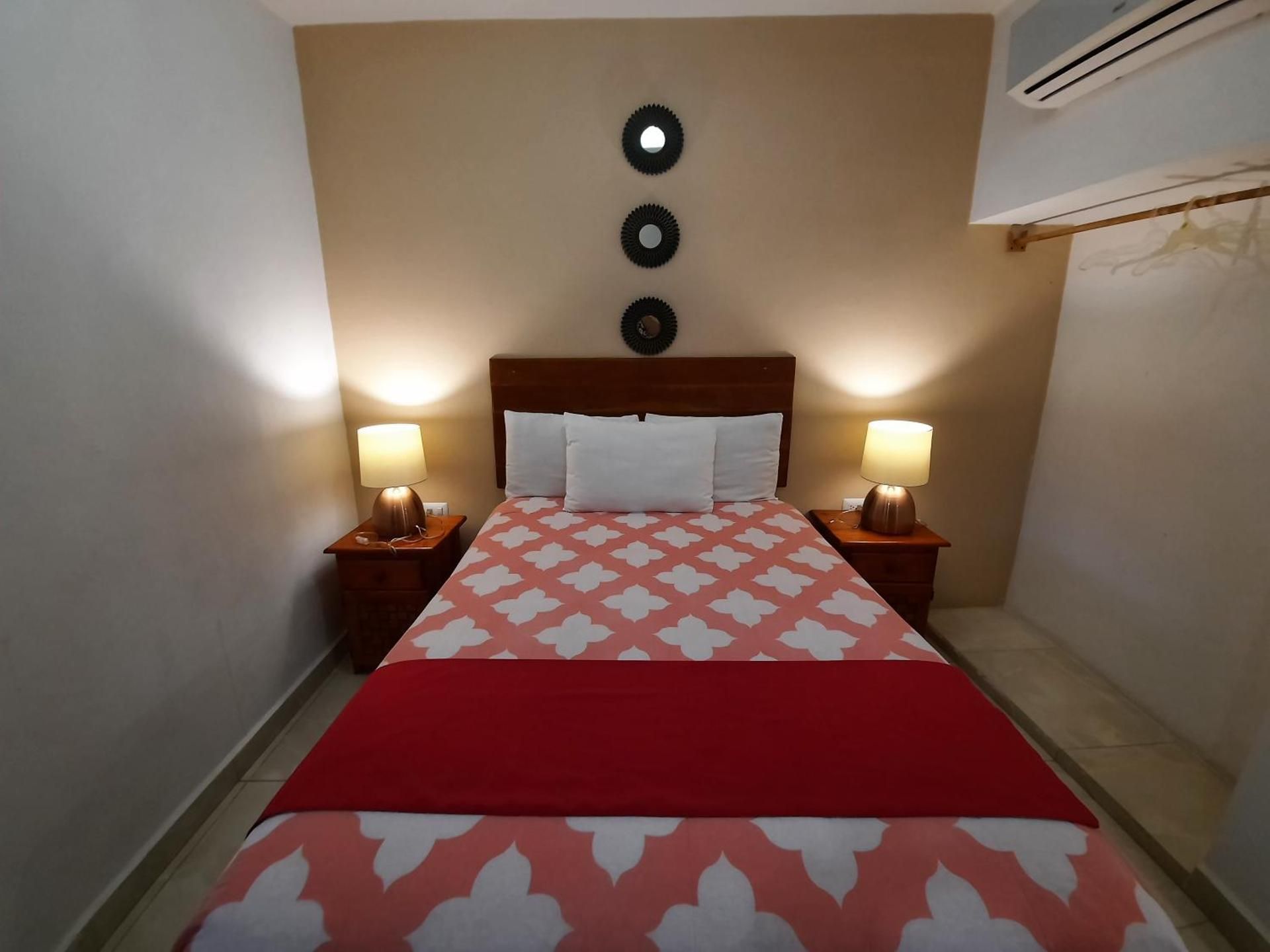 Twin Room with Private Bathroom