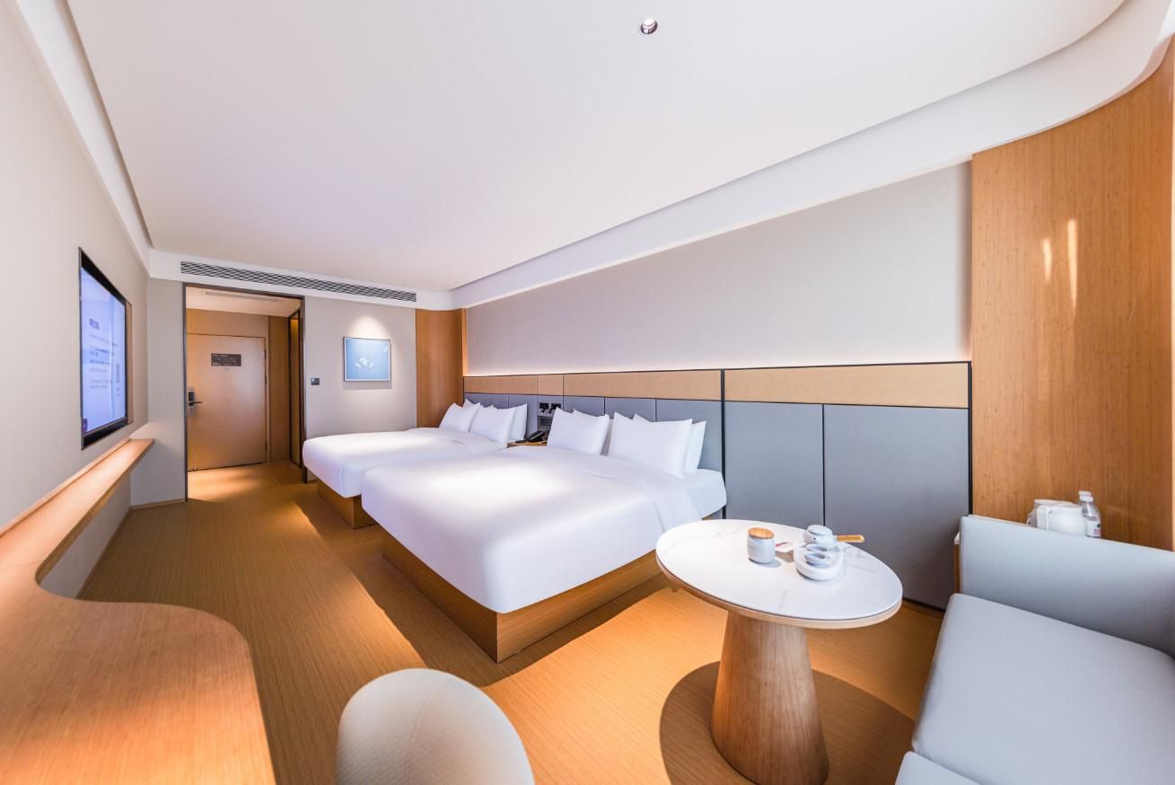 Huazhu - Deluxe Family Room