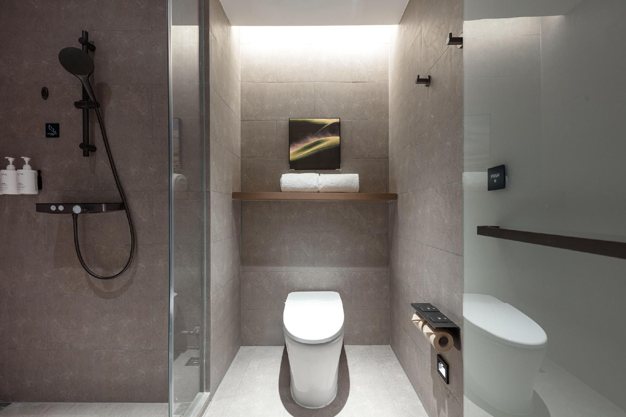 Executive room, Guest room, 1 Queen