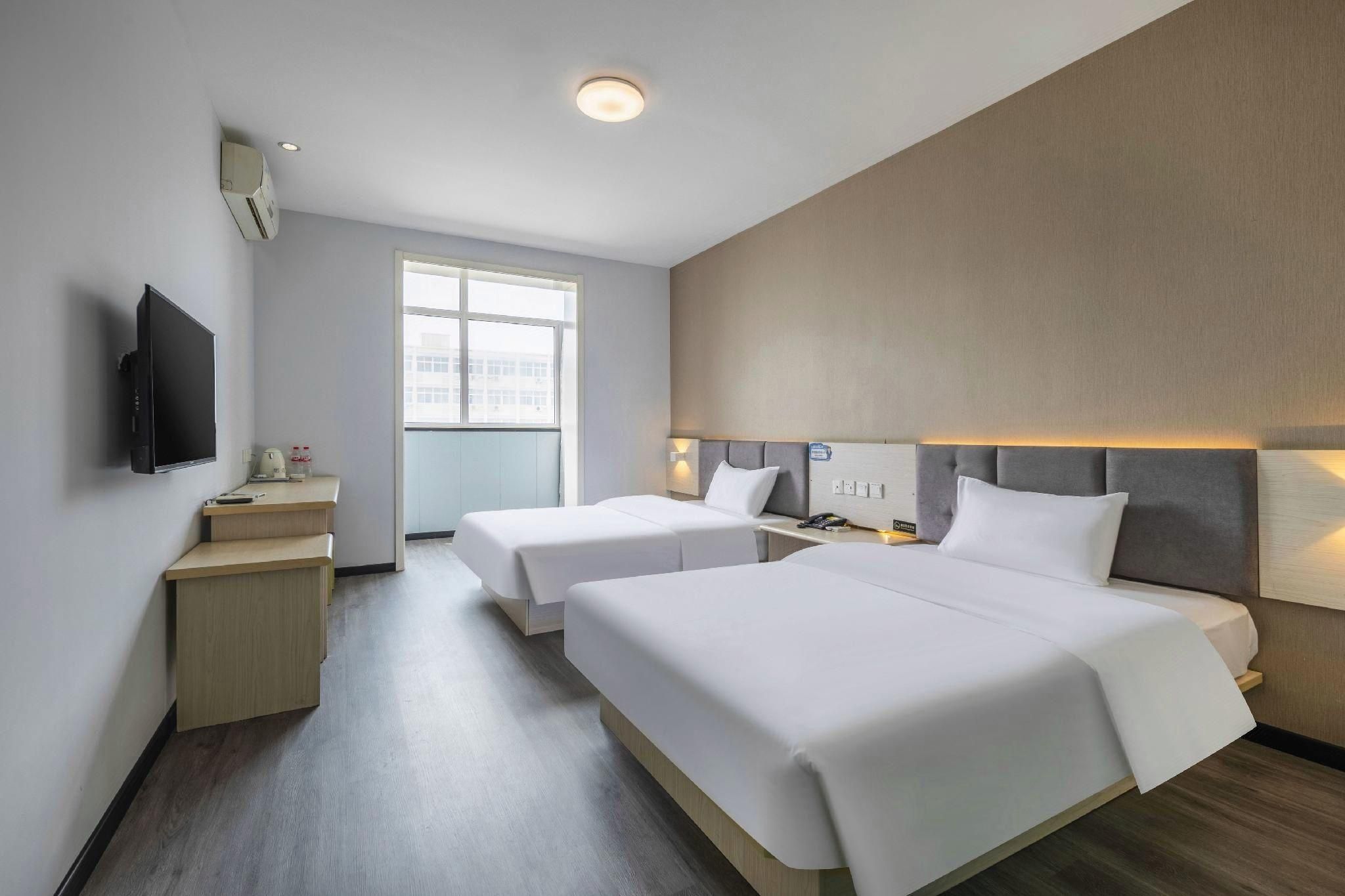 WH - Traditional Bed Room