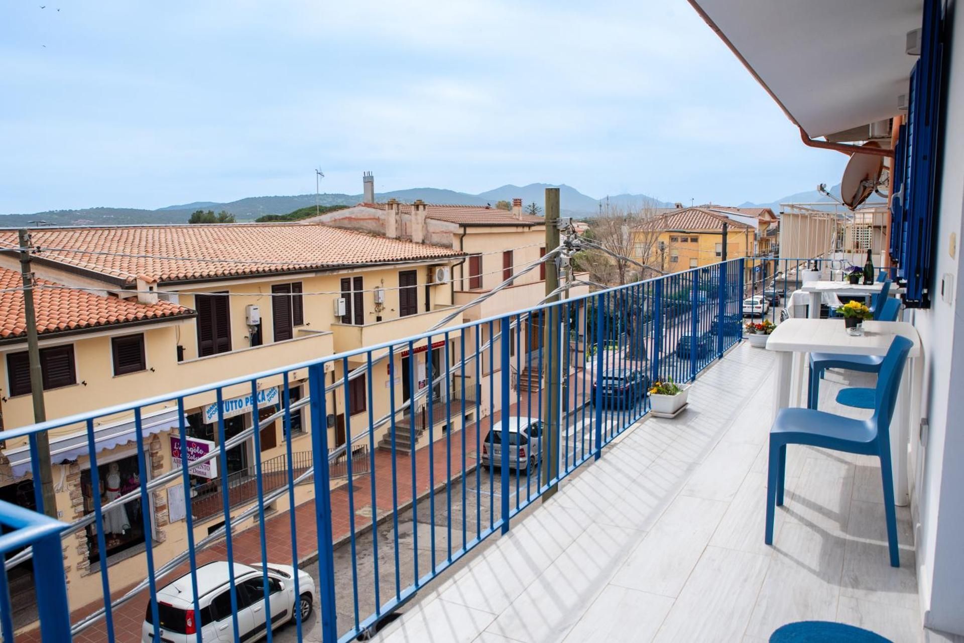 Bed & Blu Double Room 2