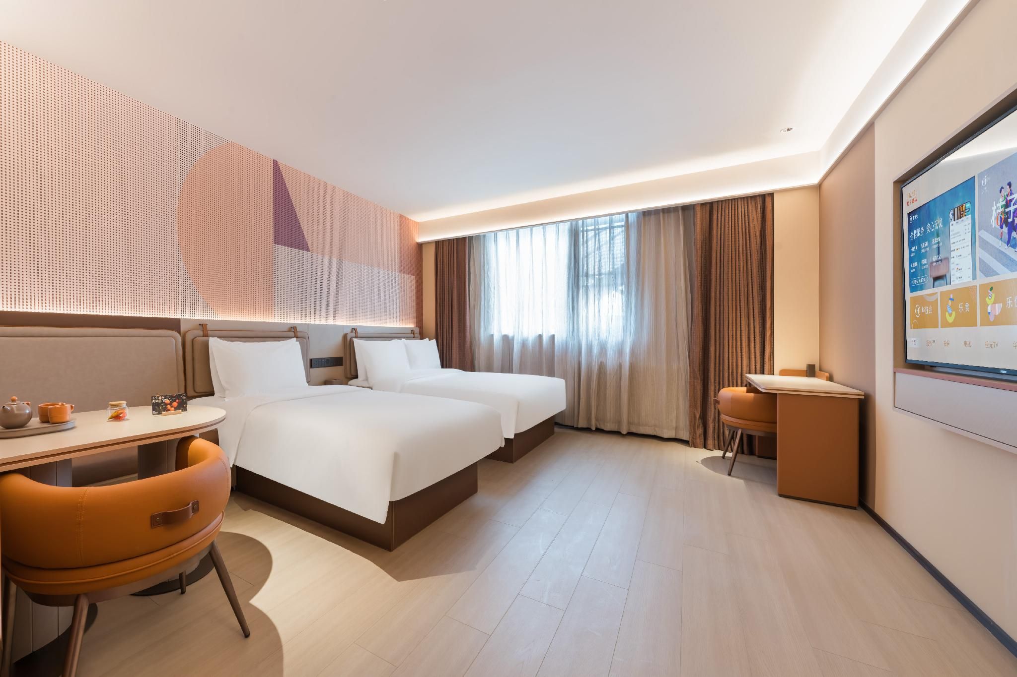Deluxe Family Room, Guest room