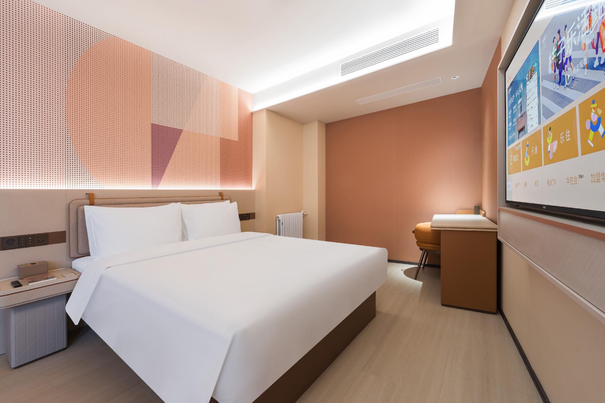 River View Queen Room