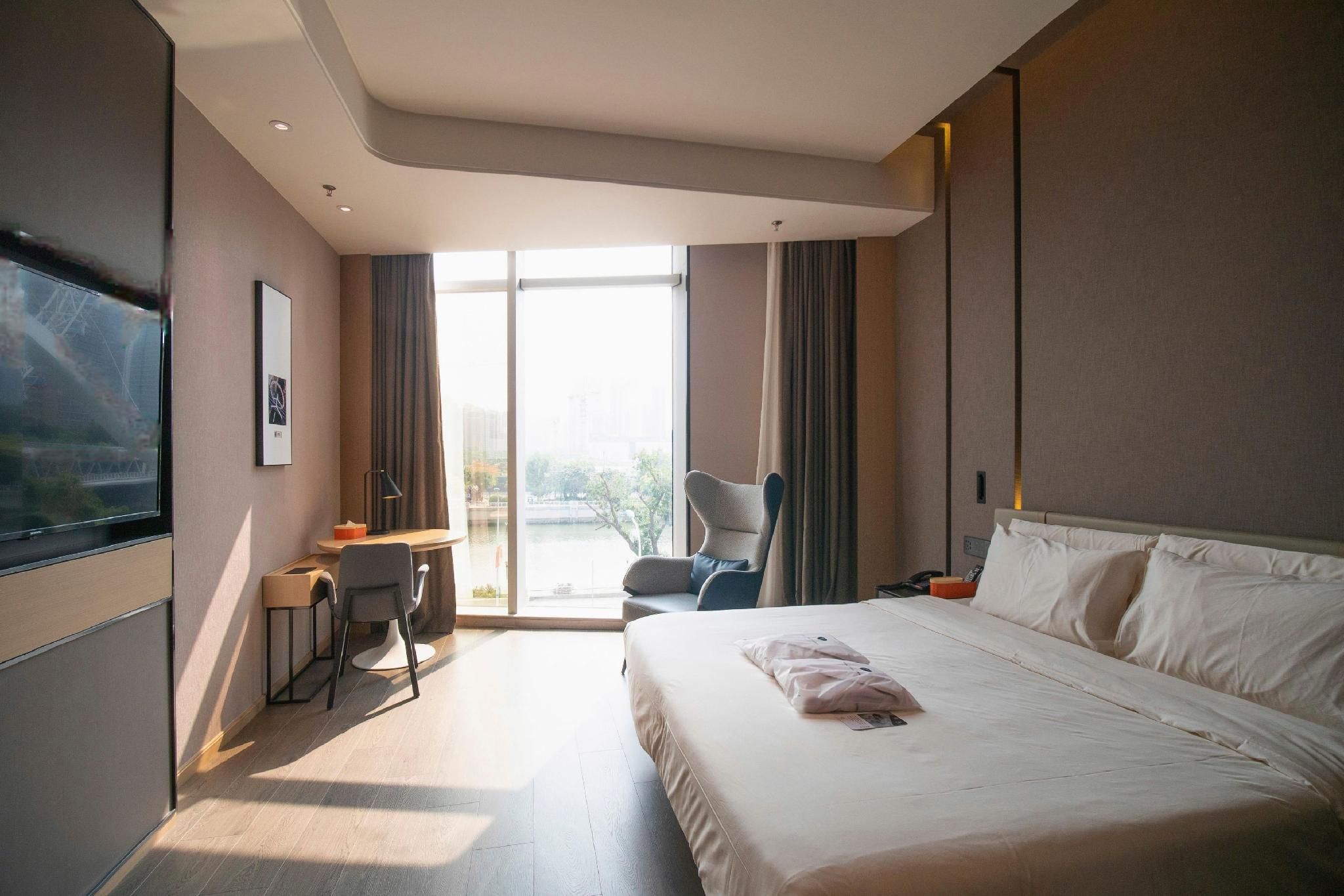 Jimu Double Room with River View