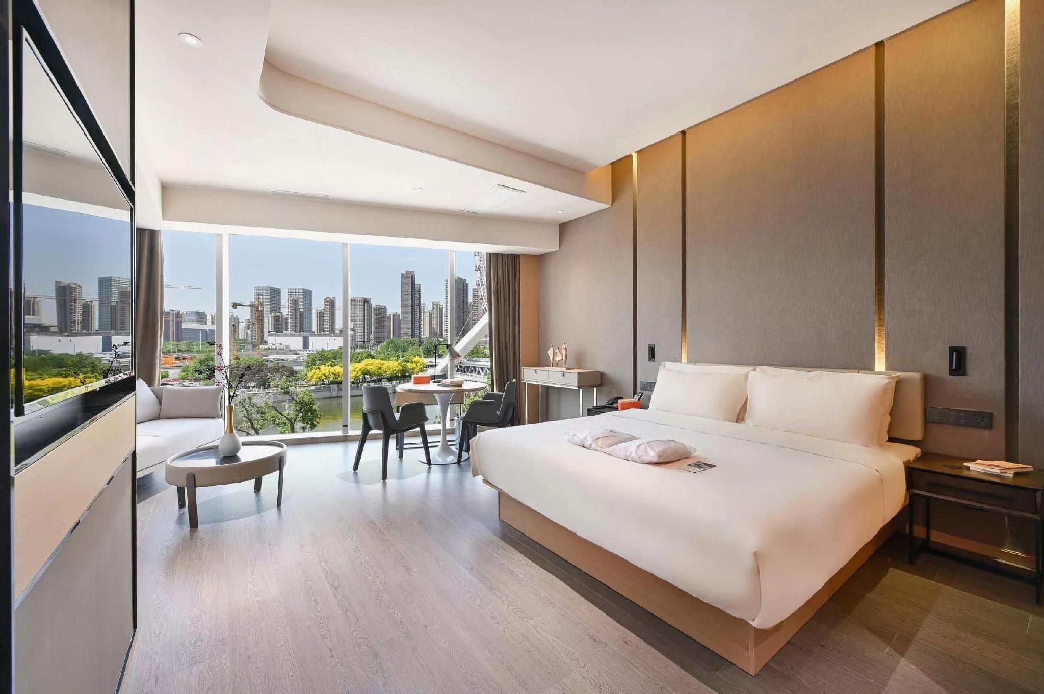 Jimu Double Room with River View