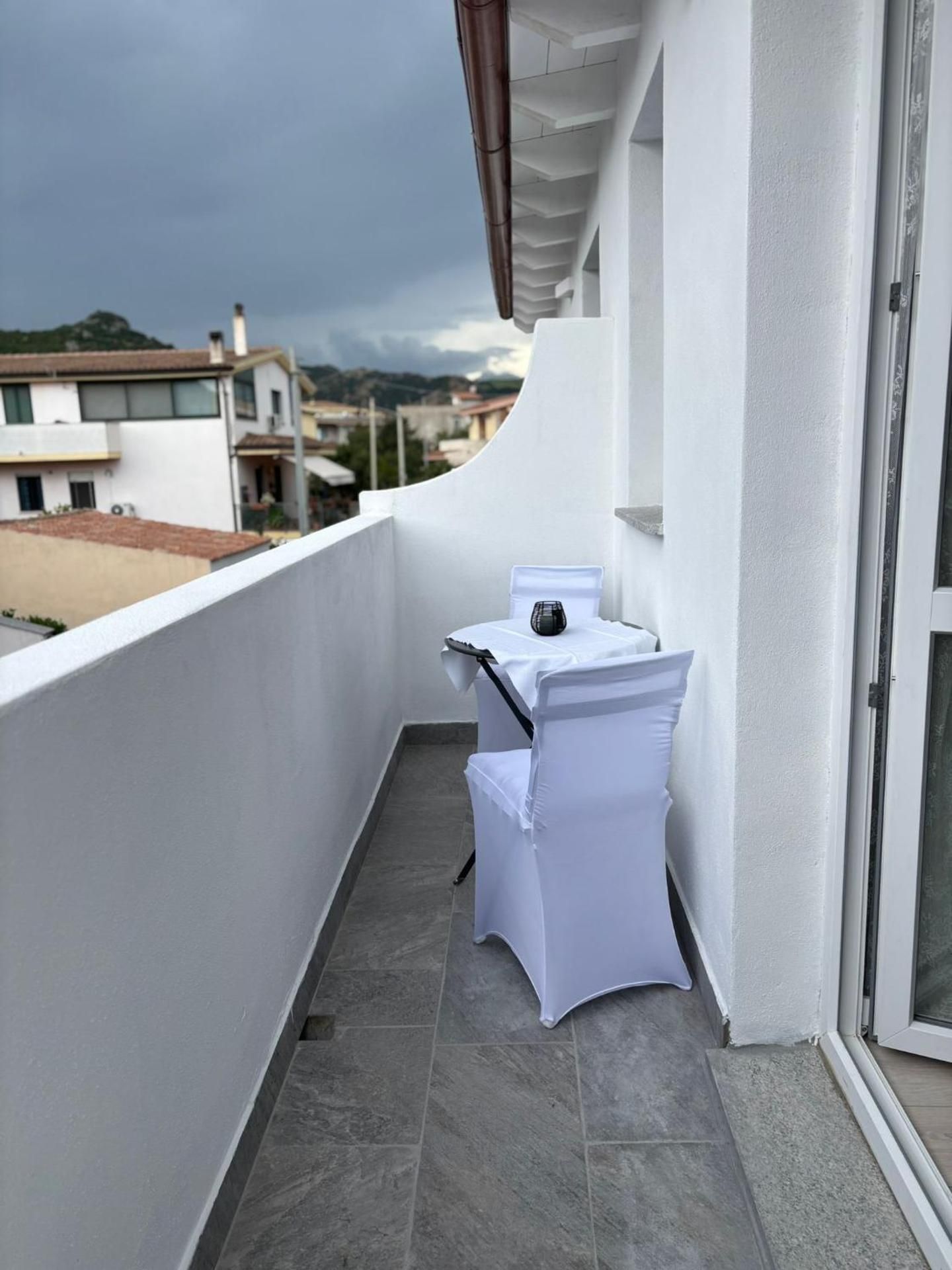 Queen Room with Balcony