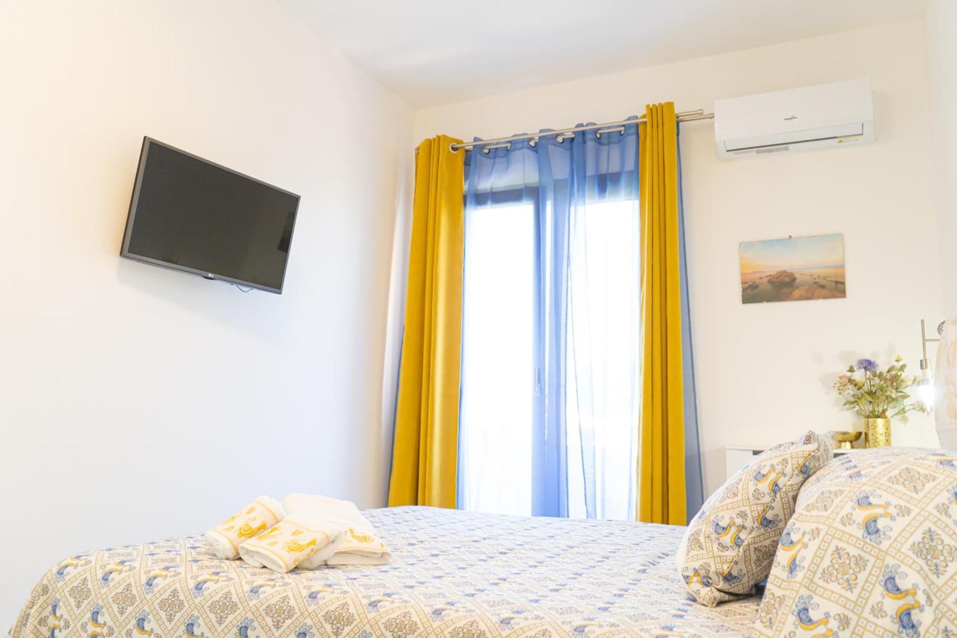 Triple Room with Private Bathroom