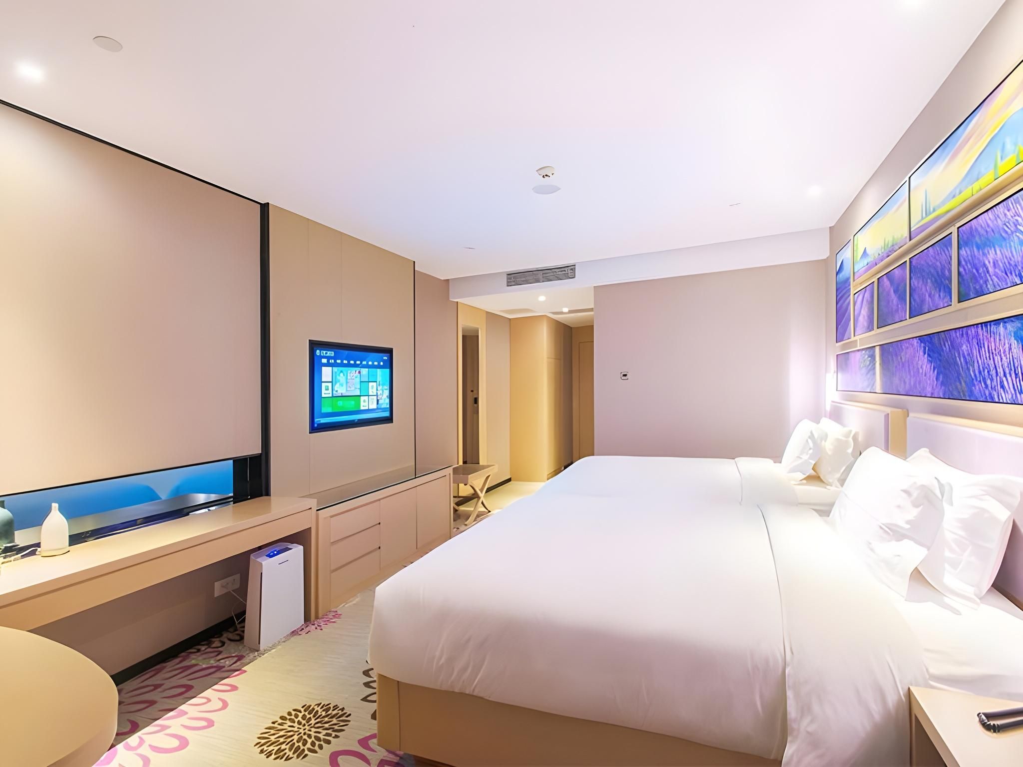 Twin Deluxe Room