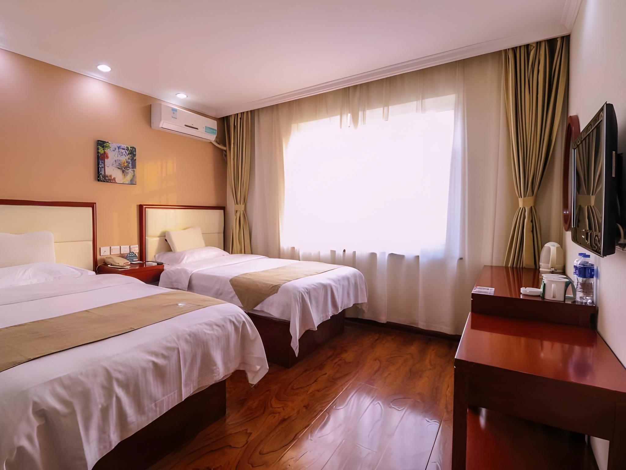 GTR - Twin Room with Aisle window