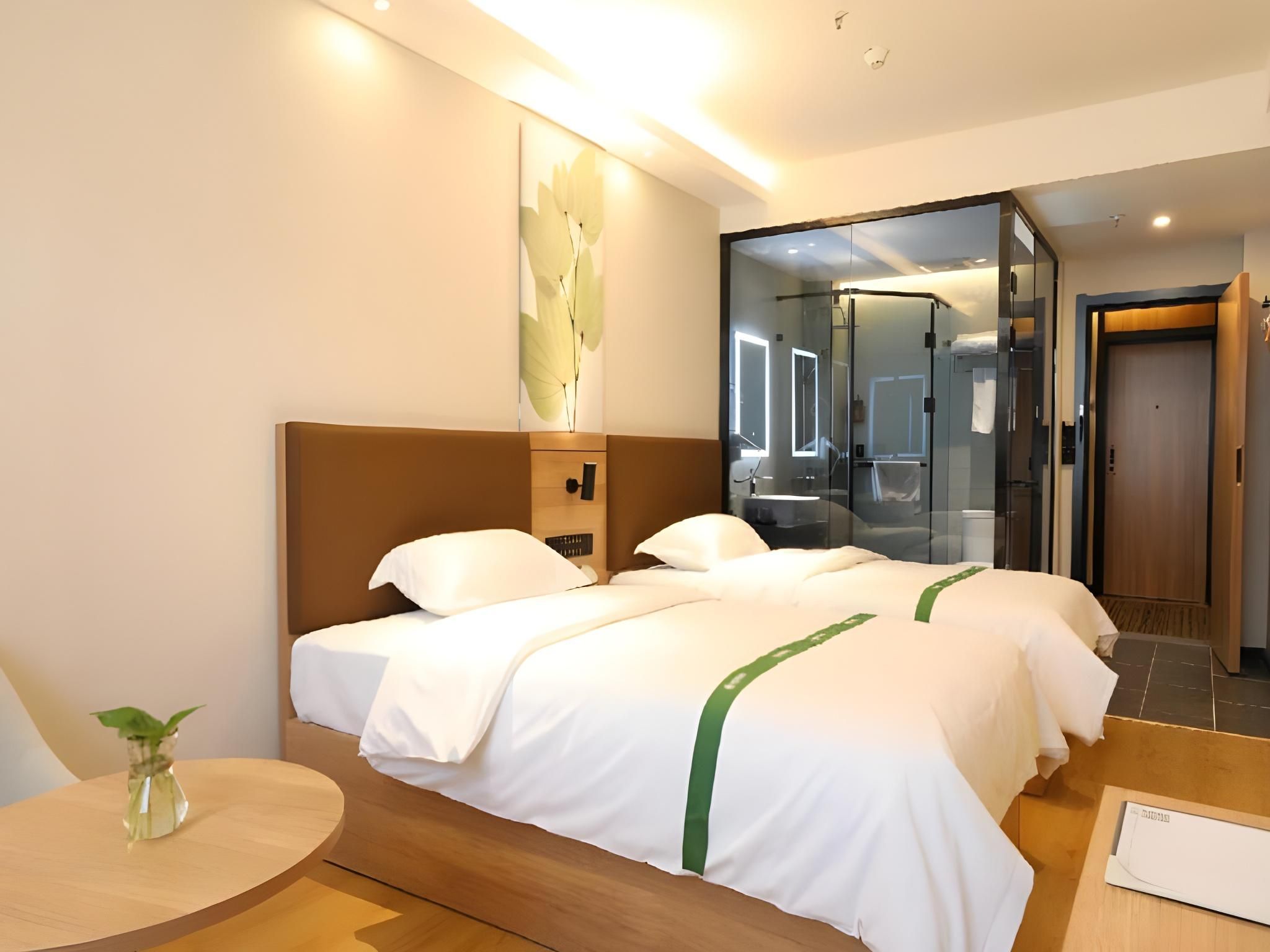 2 Bed Twin Superior Room
