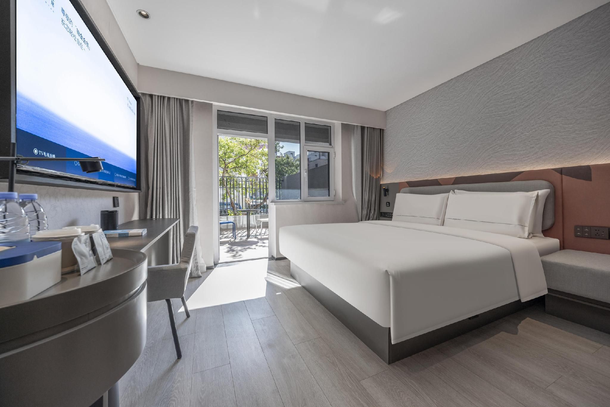 Atour - Superior 1 Bed Room with Courtyard