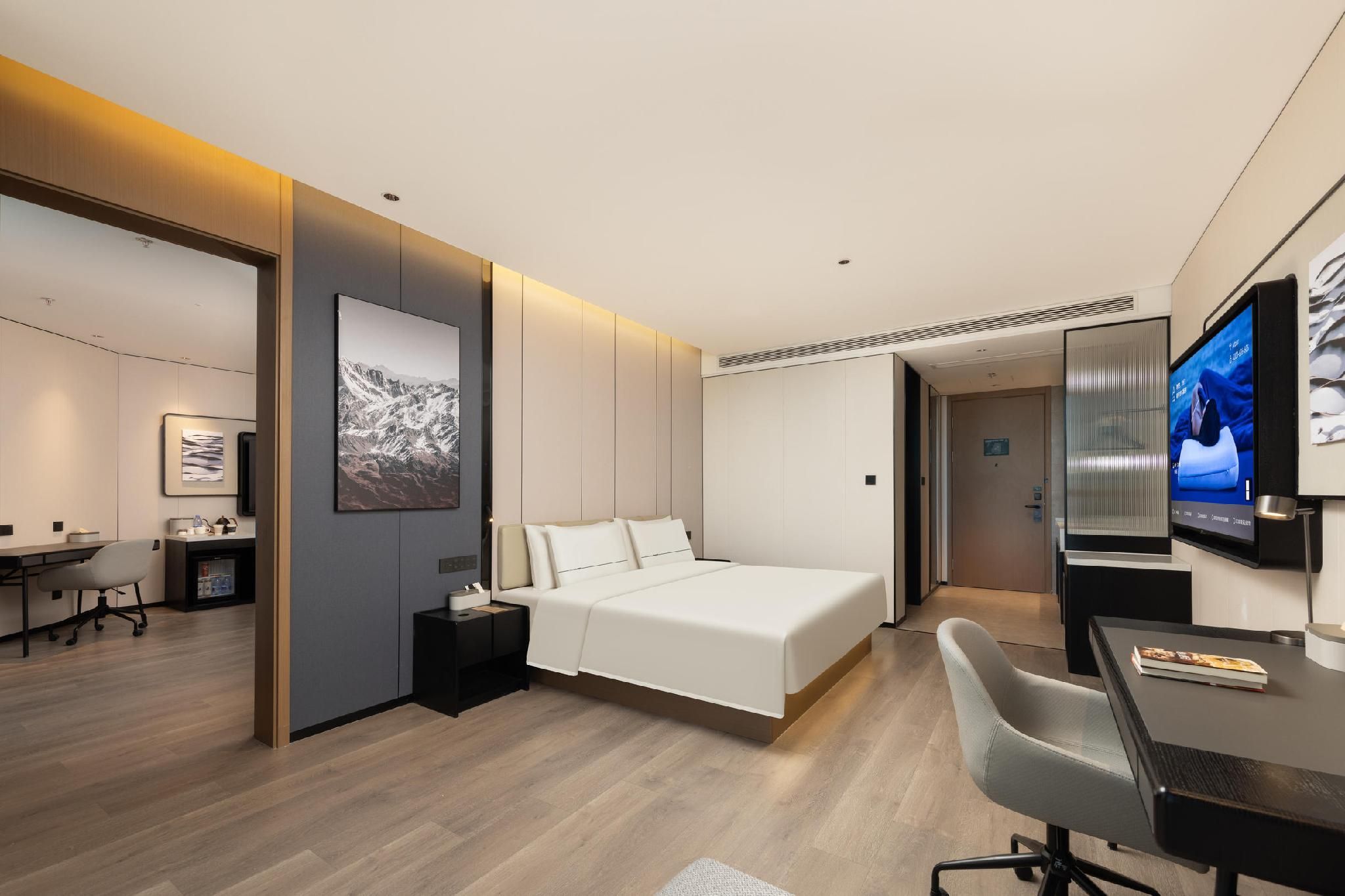 Premium Family Suite