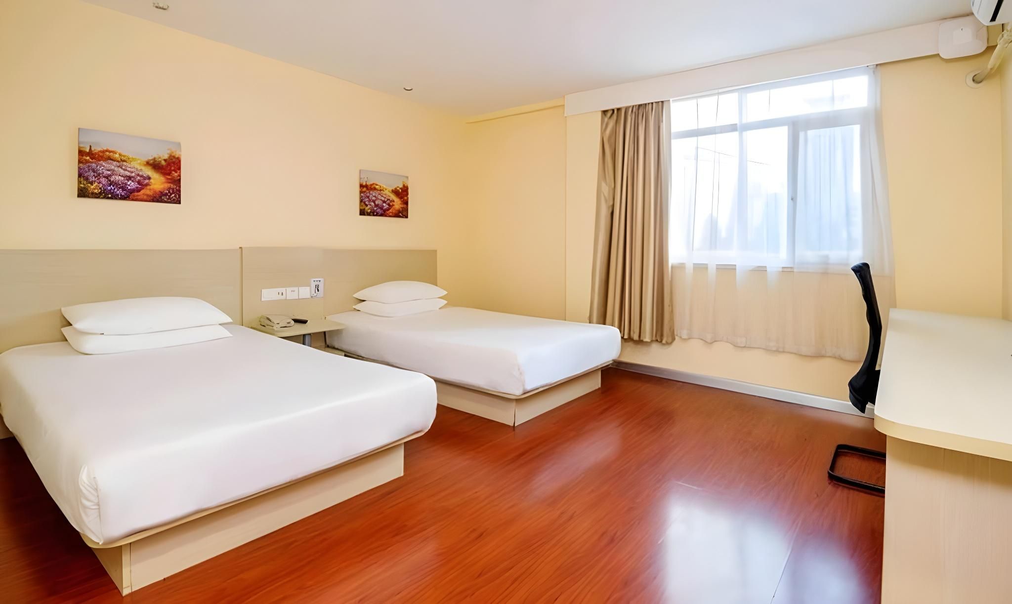 Twin Superior Room