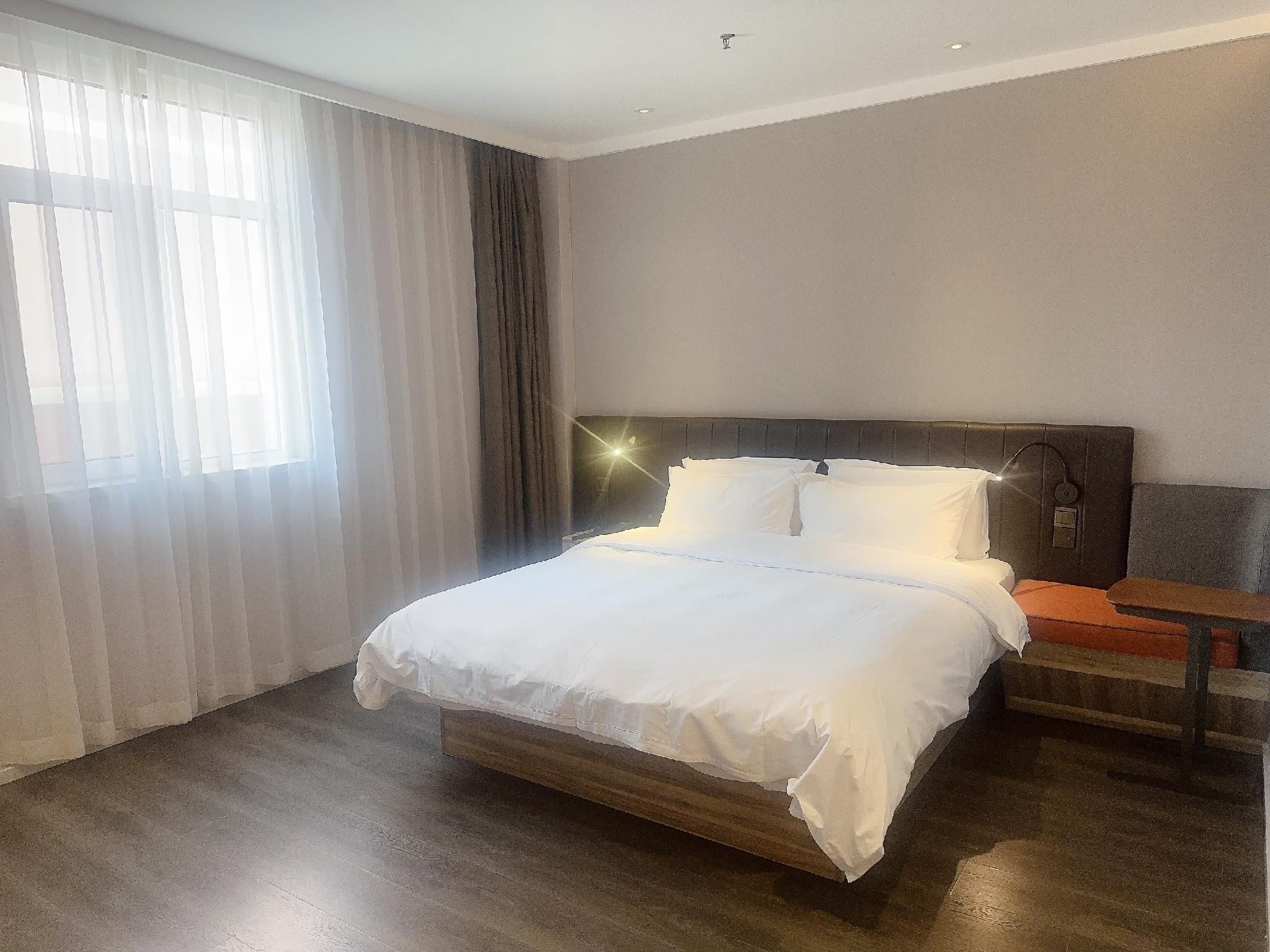 Superior Room, 1 King Size Bed